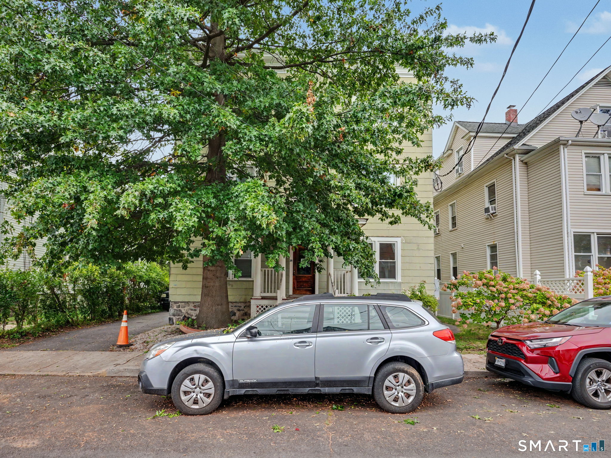 28 East Walnut Street, Stamford, Connecticut photo 1