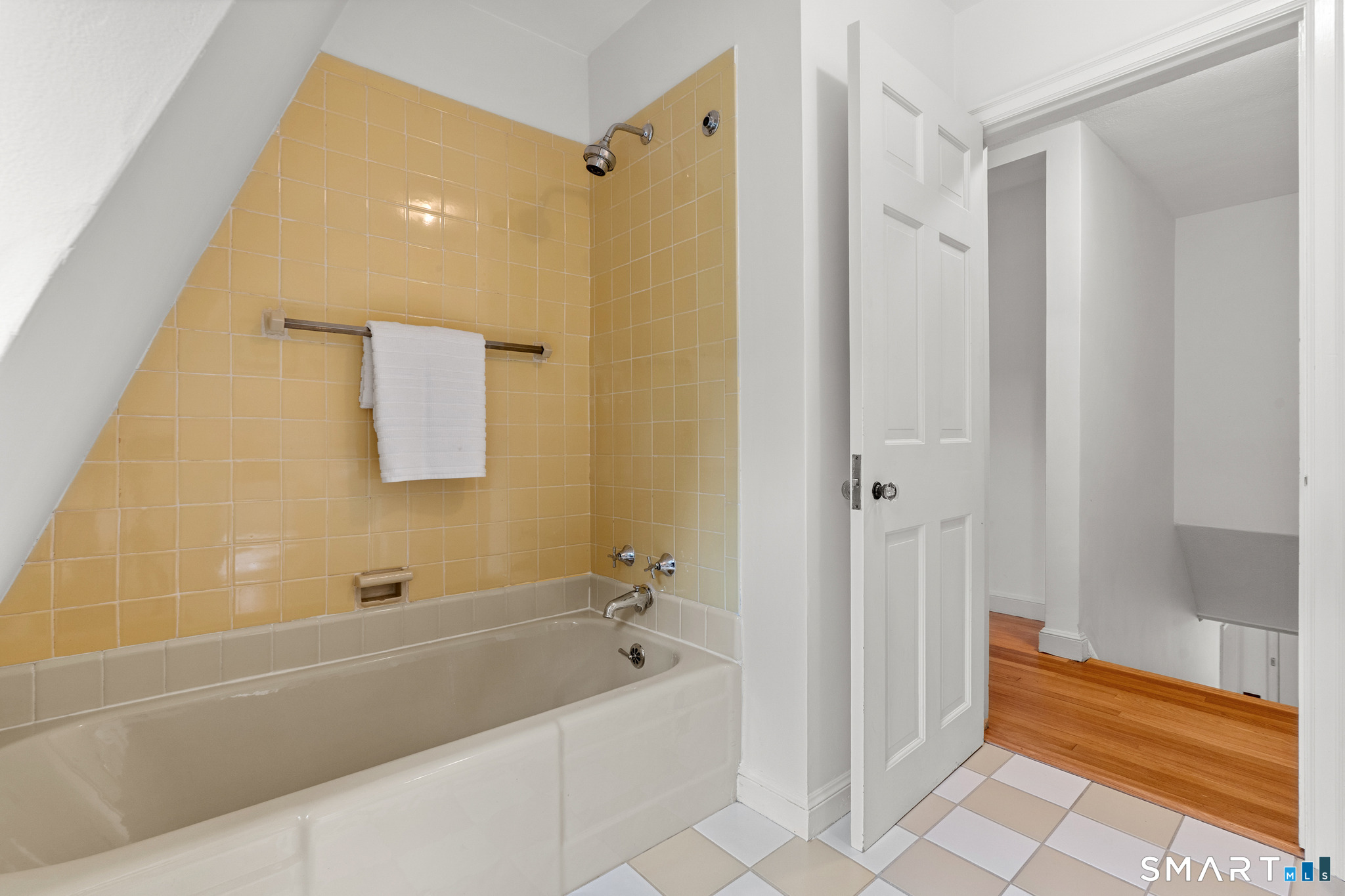 74 Mountain Spring Road photo 23