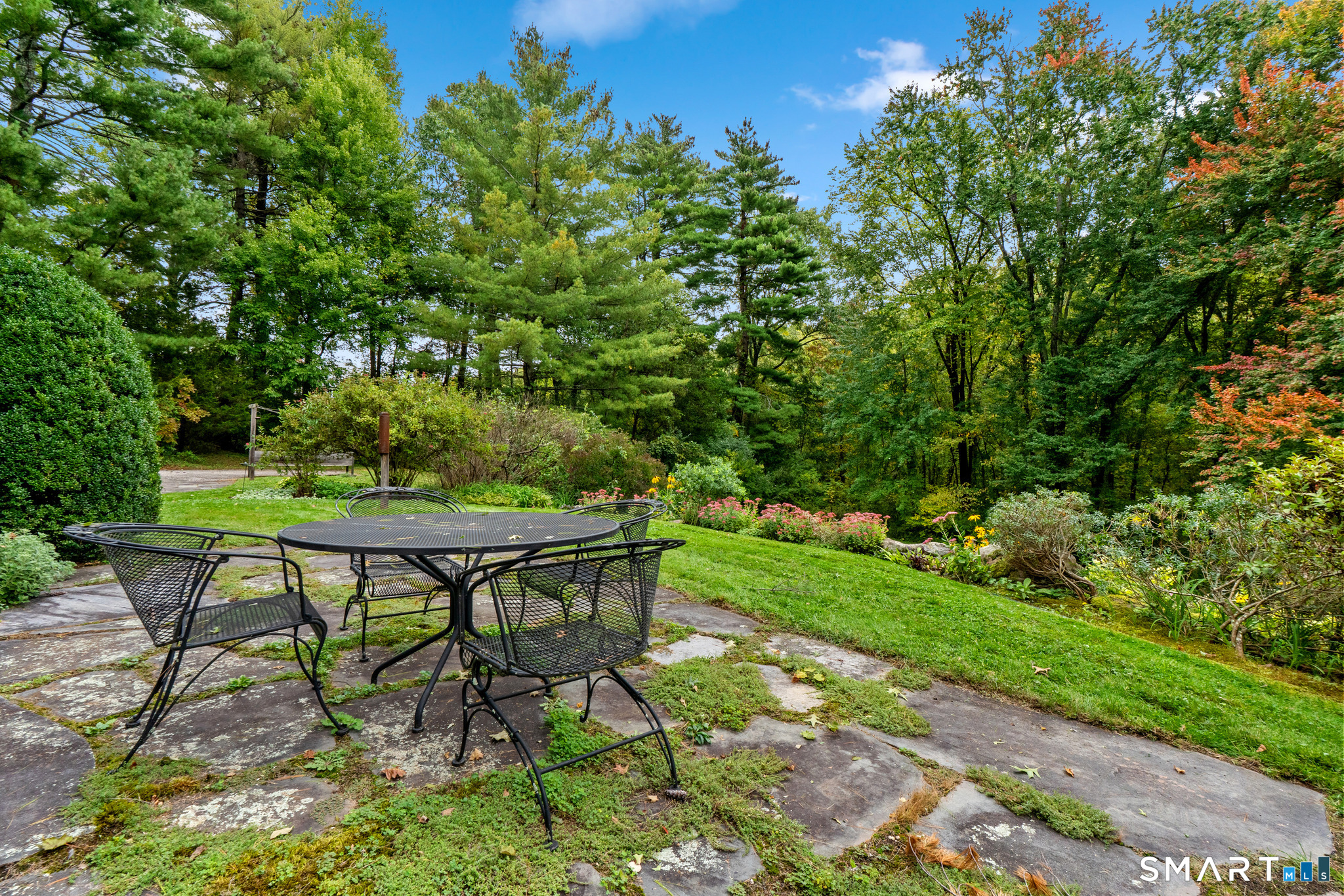74 Mountain Spring Road photo 31