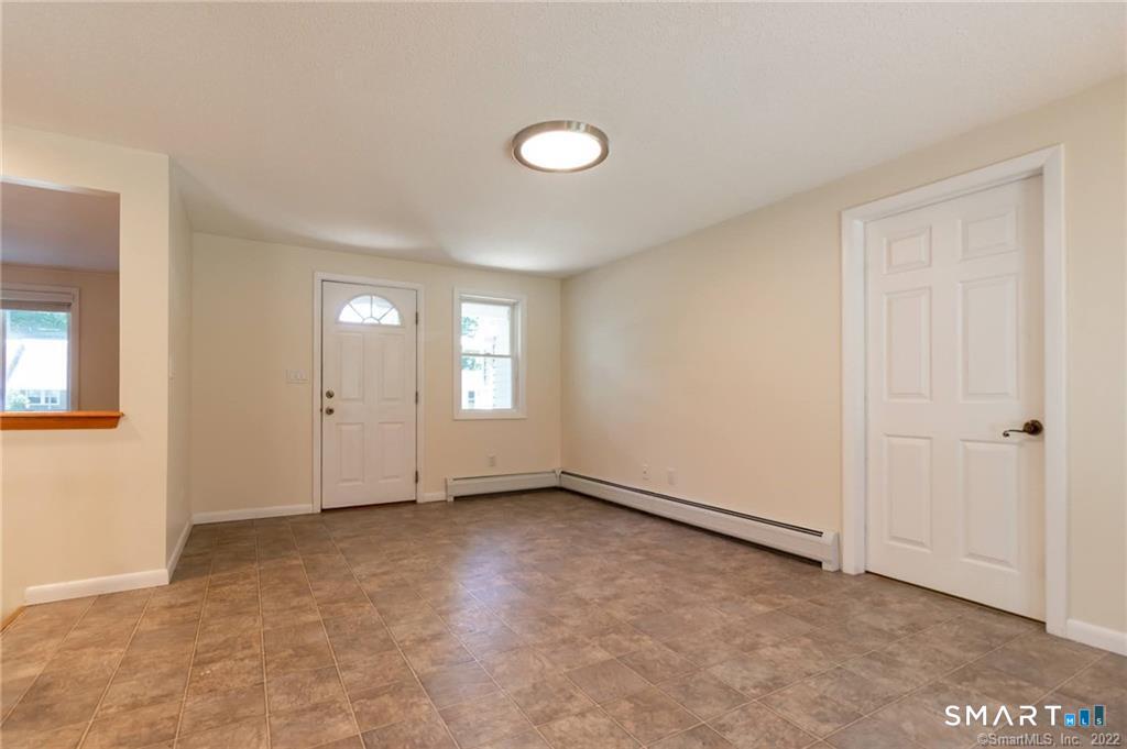 10 Tanglewood Road photo 8