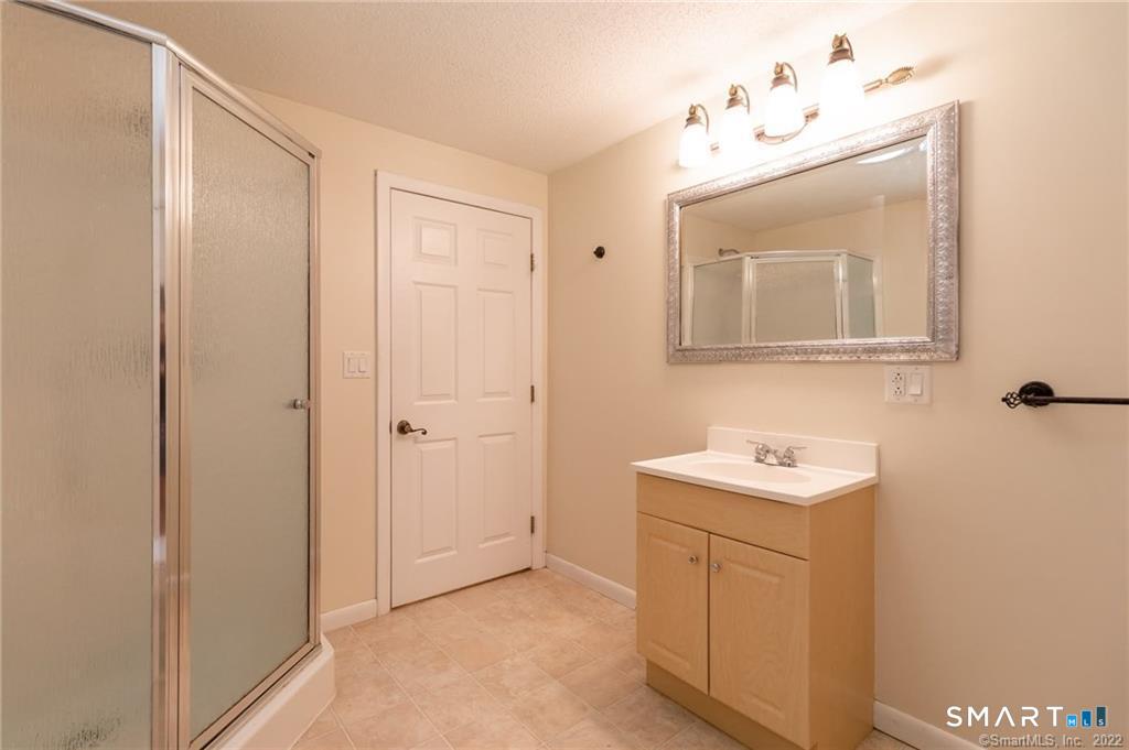 10 Tanglewood Road photo 22