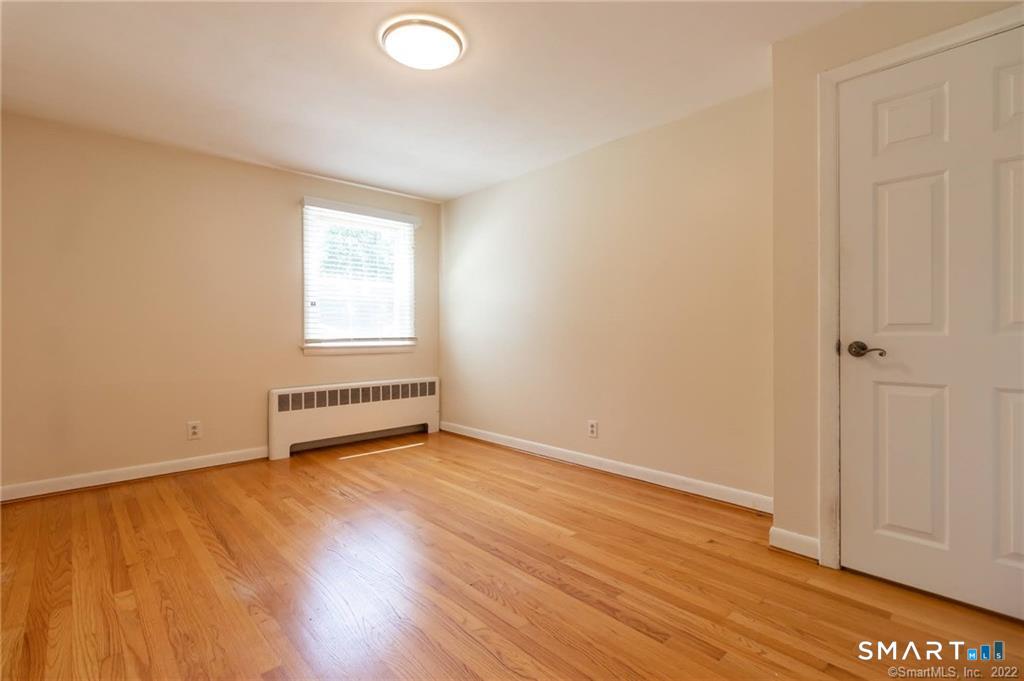 10 Tanglewood Road photo 24
