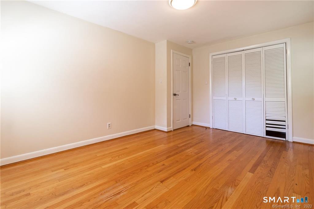 10 Tanglewood Road photo 25