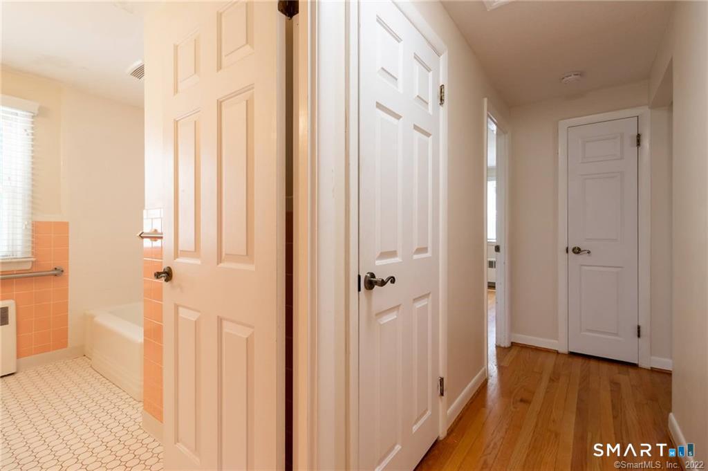 10 Tanglewood Road photo 29
