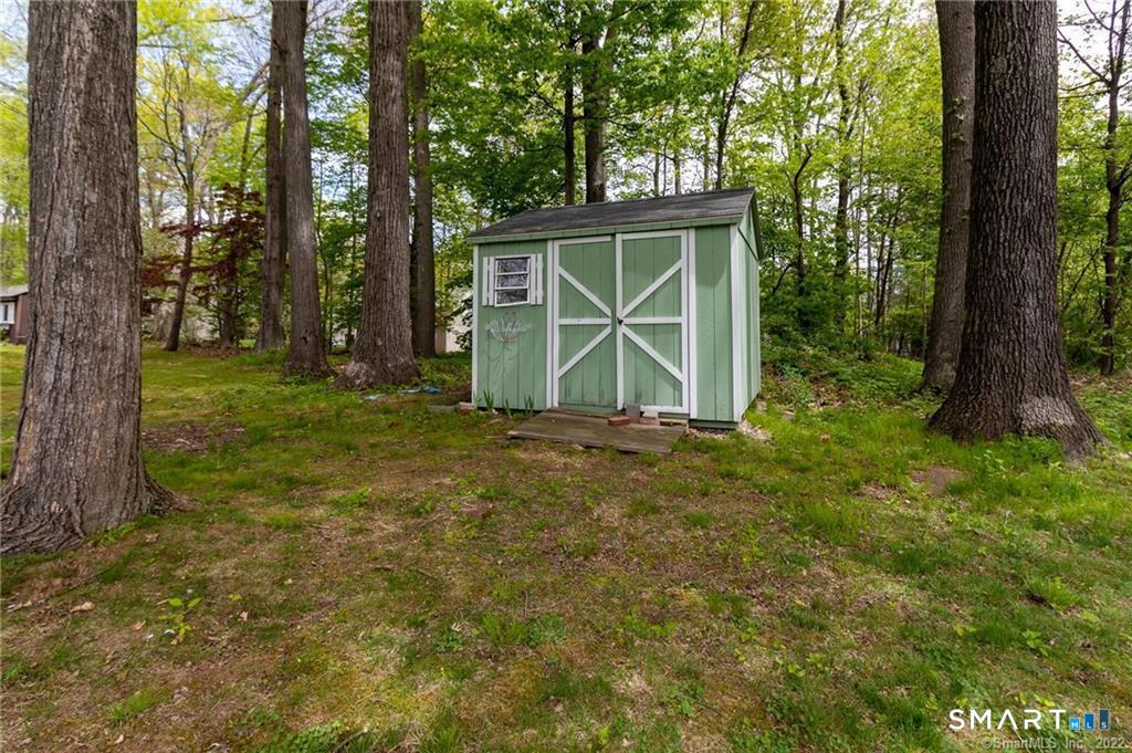 10 Tanglewood Road photo 37
