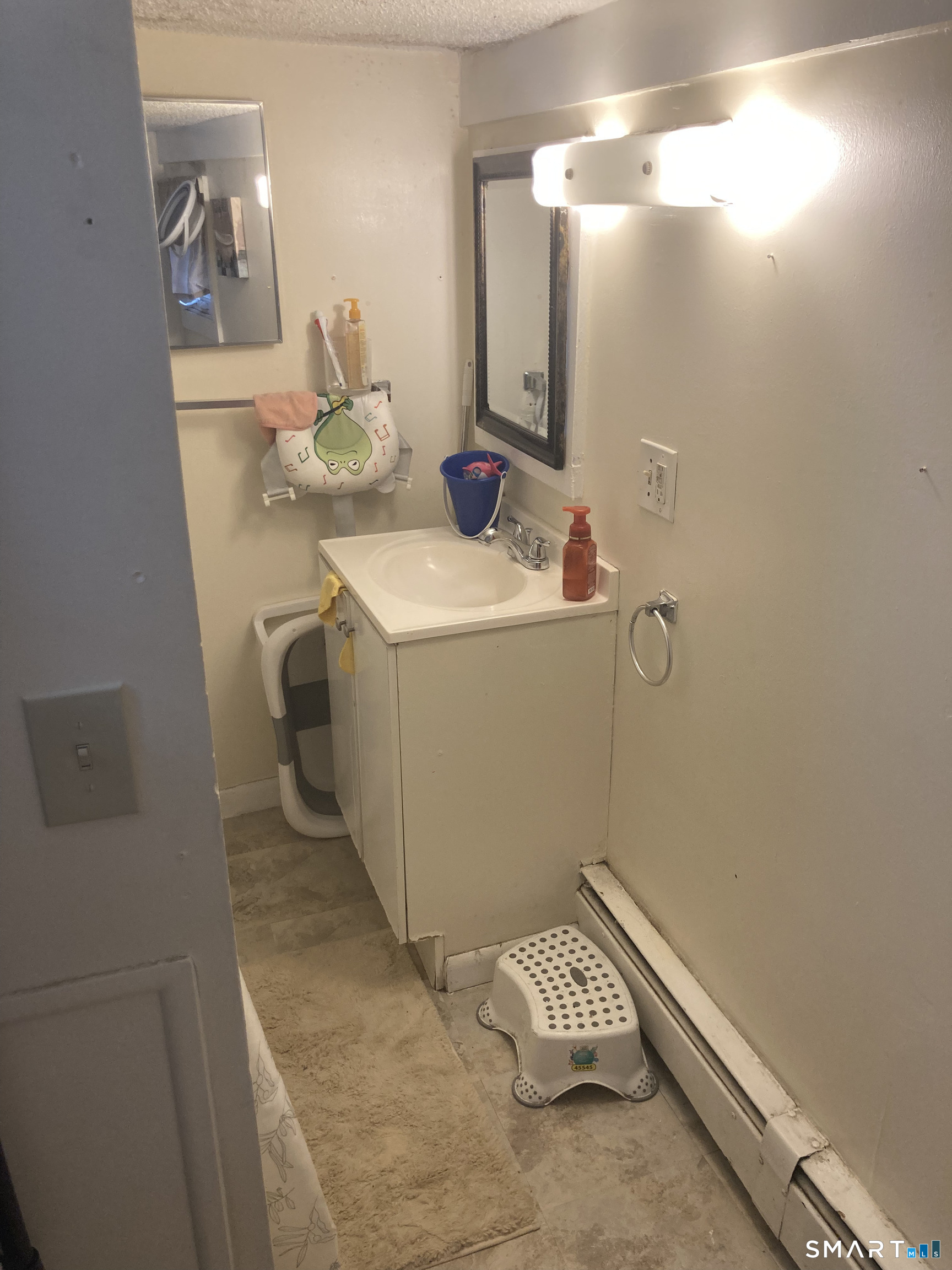 607 Elm Street photo 19