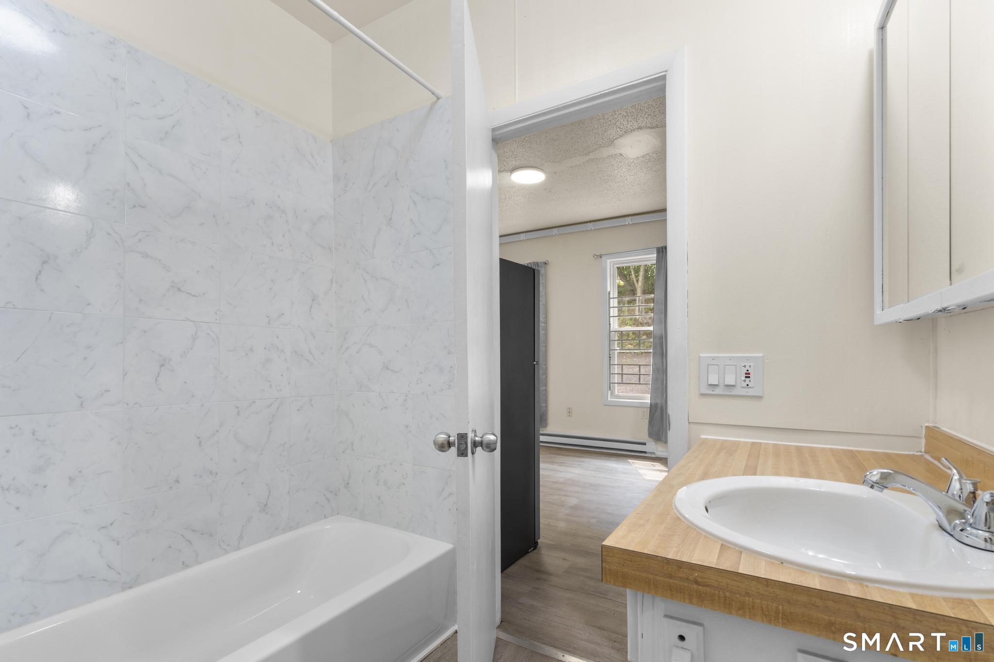 170 Meriden Road photo 20