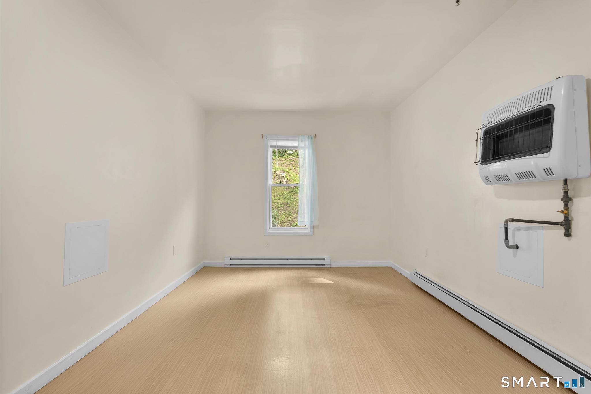 170 Meriden Road photo 13