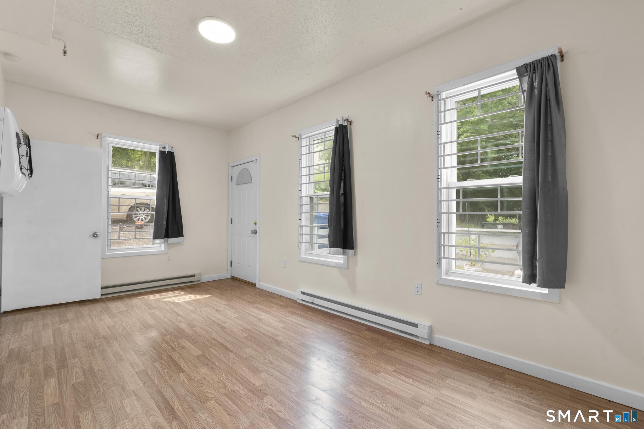170 Meriden Road photo 14