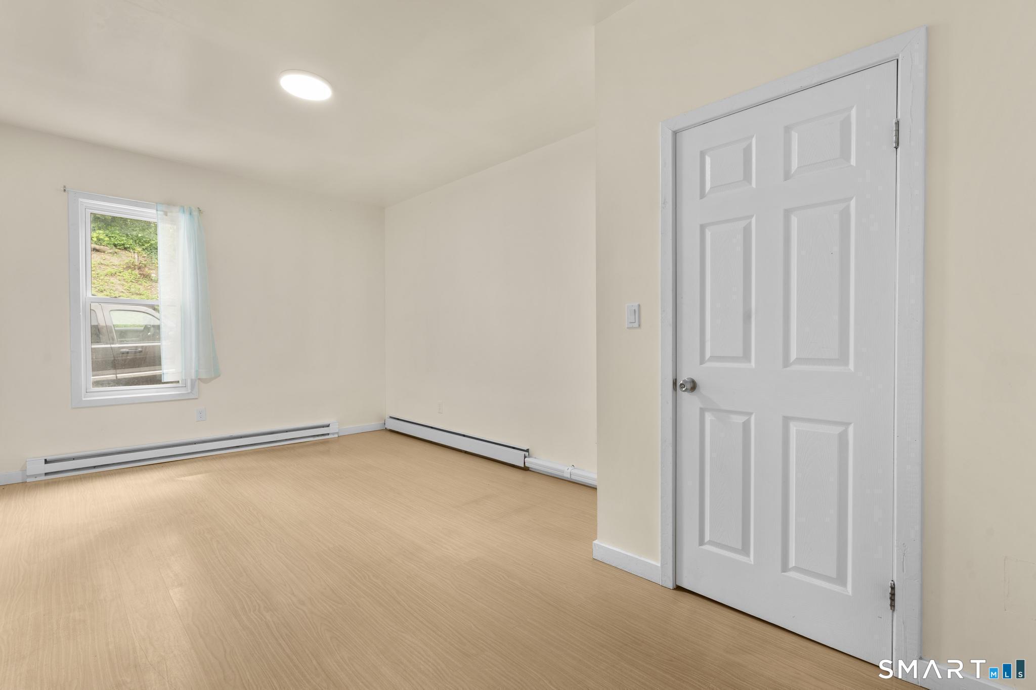 170 Meriden Road photo 15