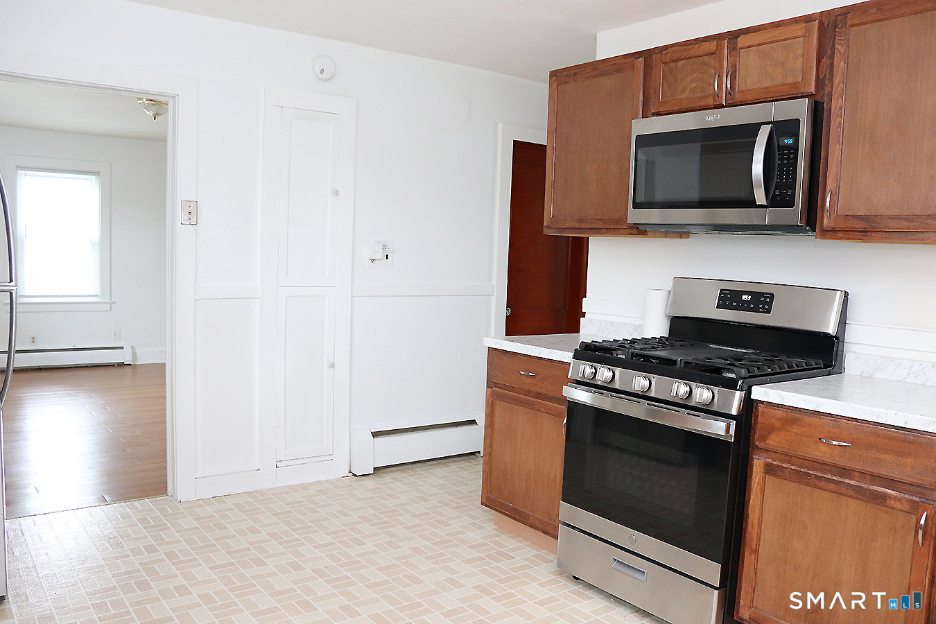 94 Wadhams Avenue photo 6