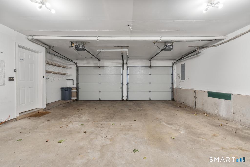 315 Kenwood Avenue photo 23