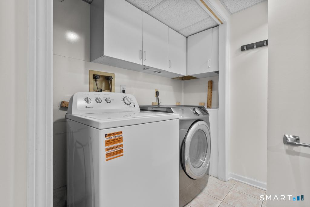 315 Kenwood Avenue photo 20