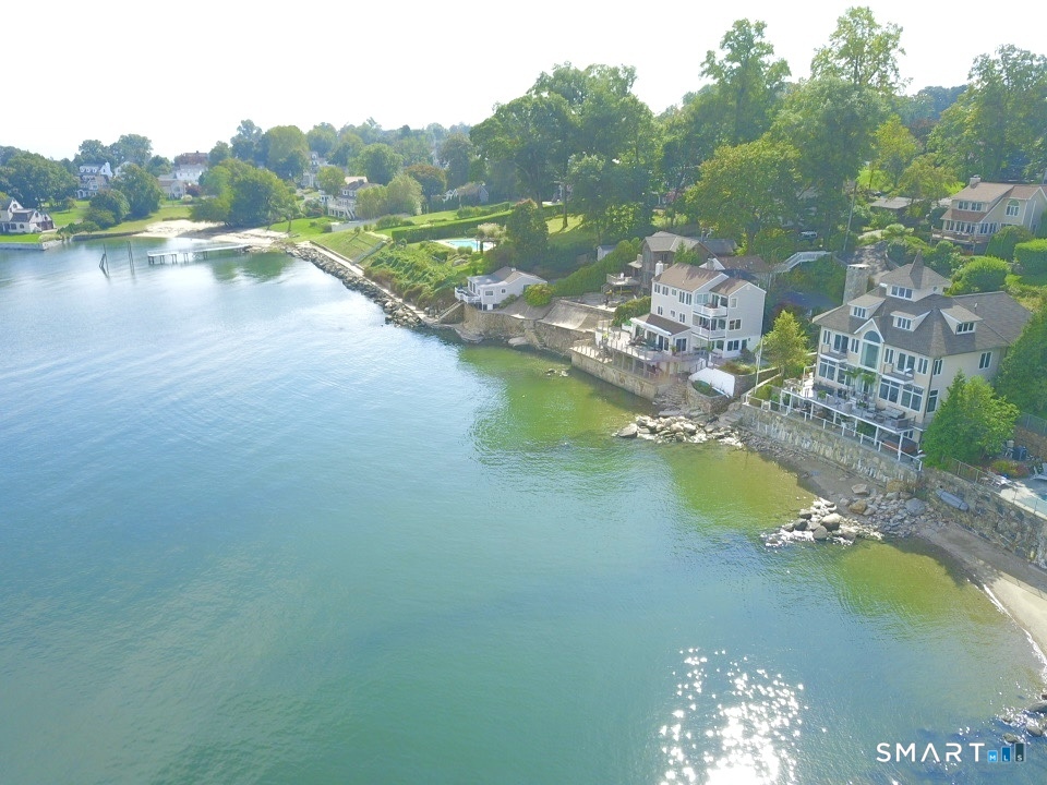 66 Ocean Drive East, Stamford, Connecticut photo 2