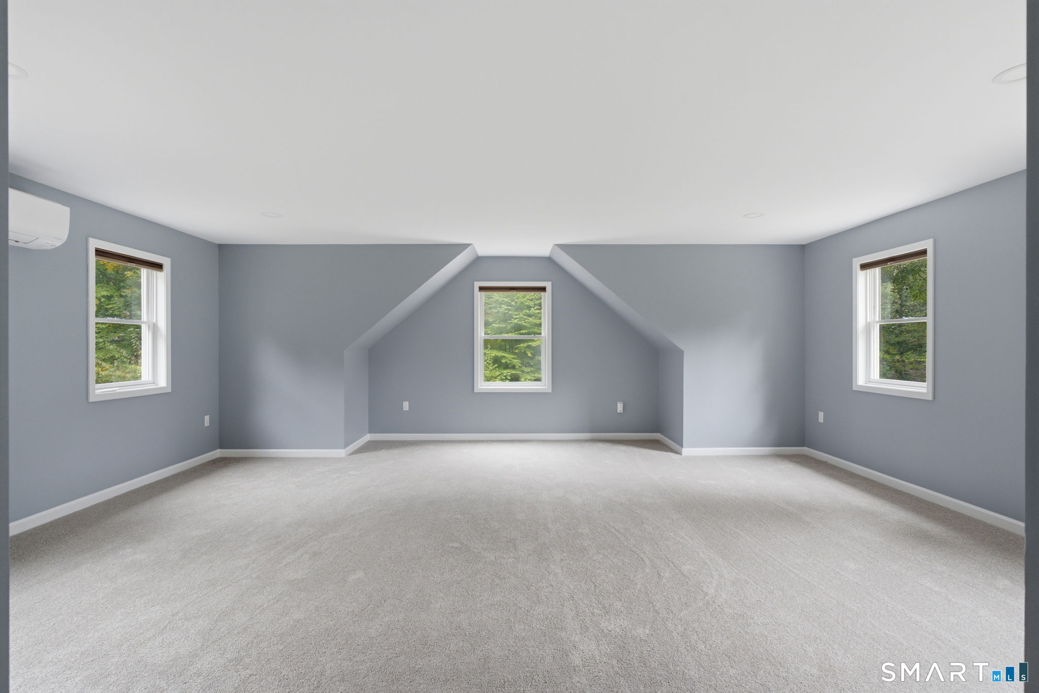 25 Carriage Drive, East Hampton, CT 06424