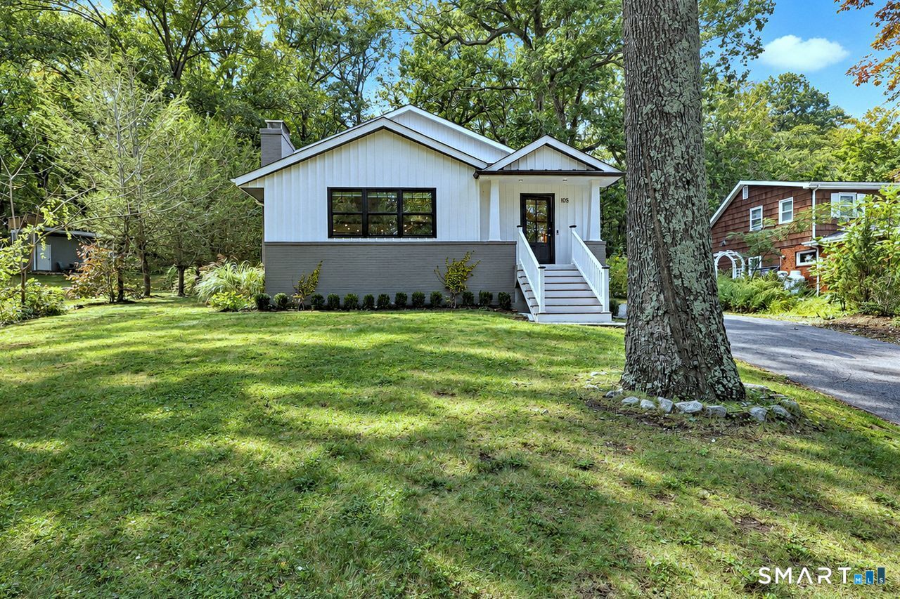 105 Old Dike Road photo 2