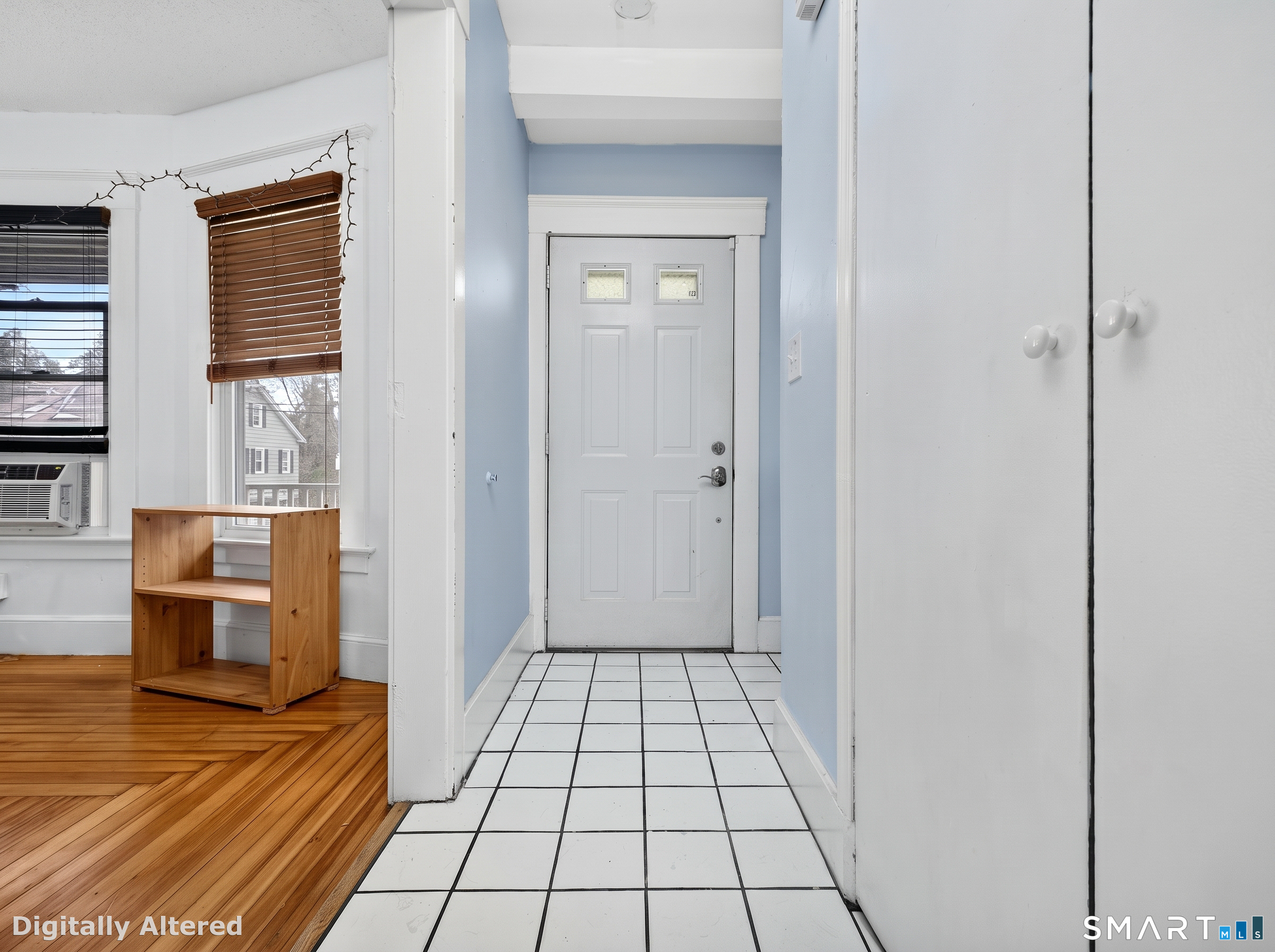 977 Townsend Avenue photo 17