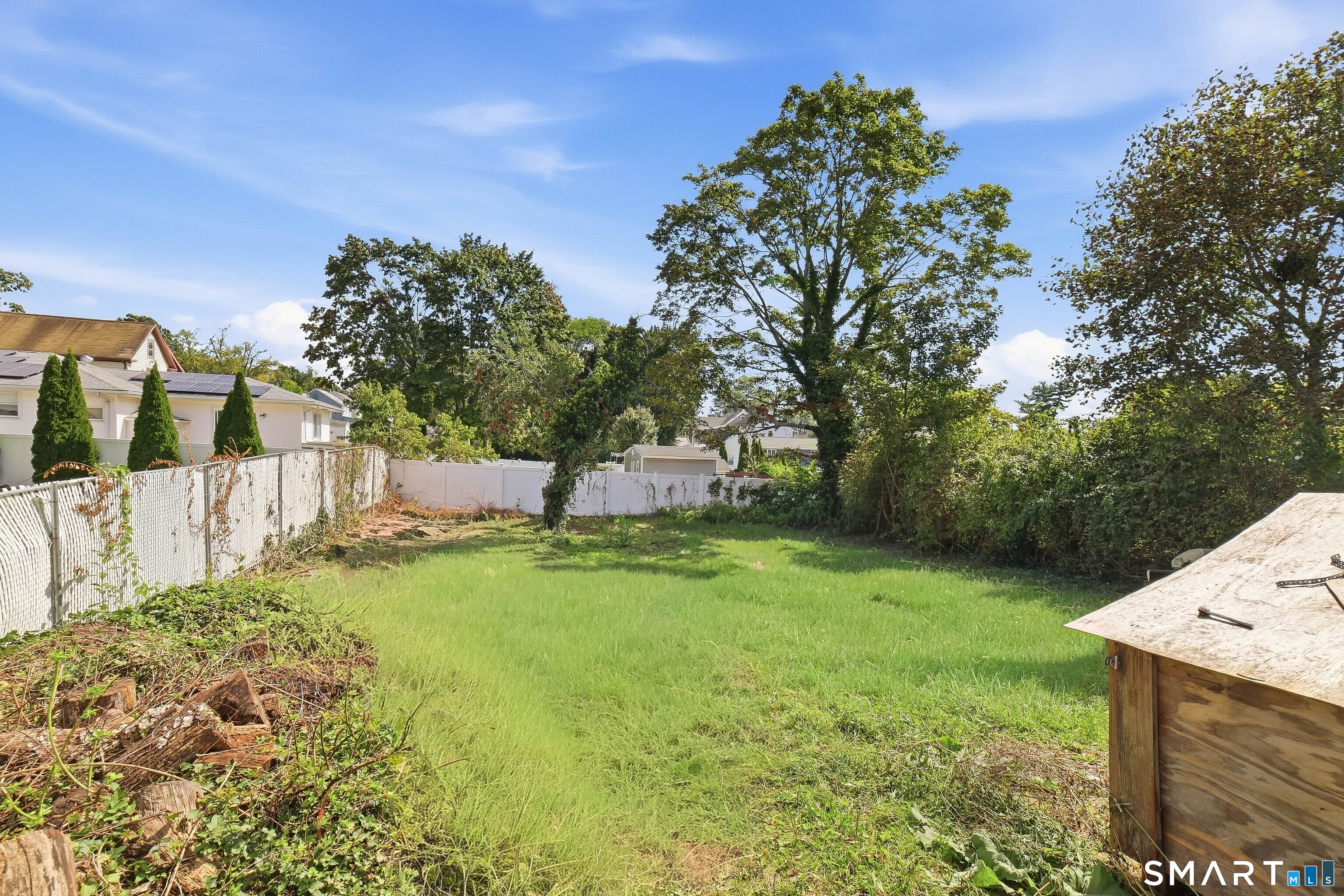 461 Townsend Avenue photo 24