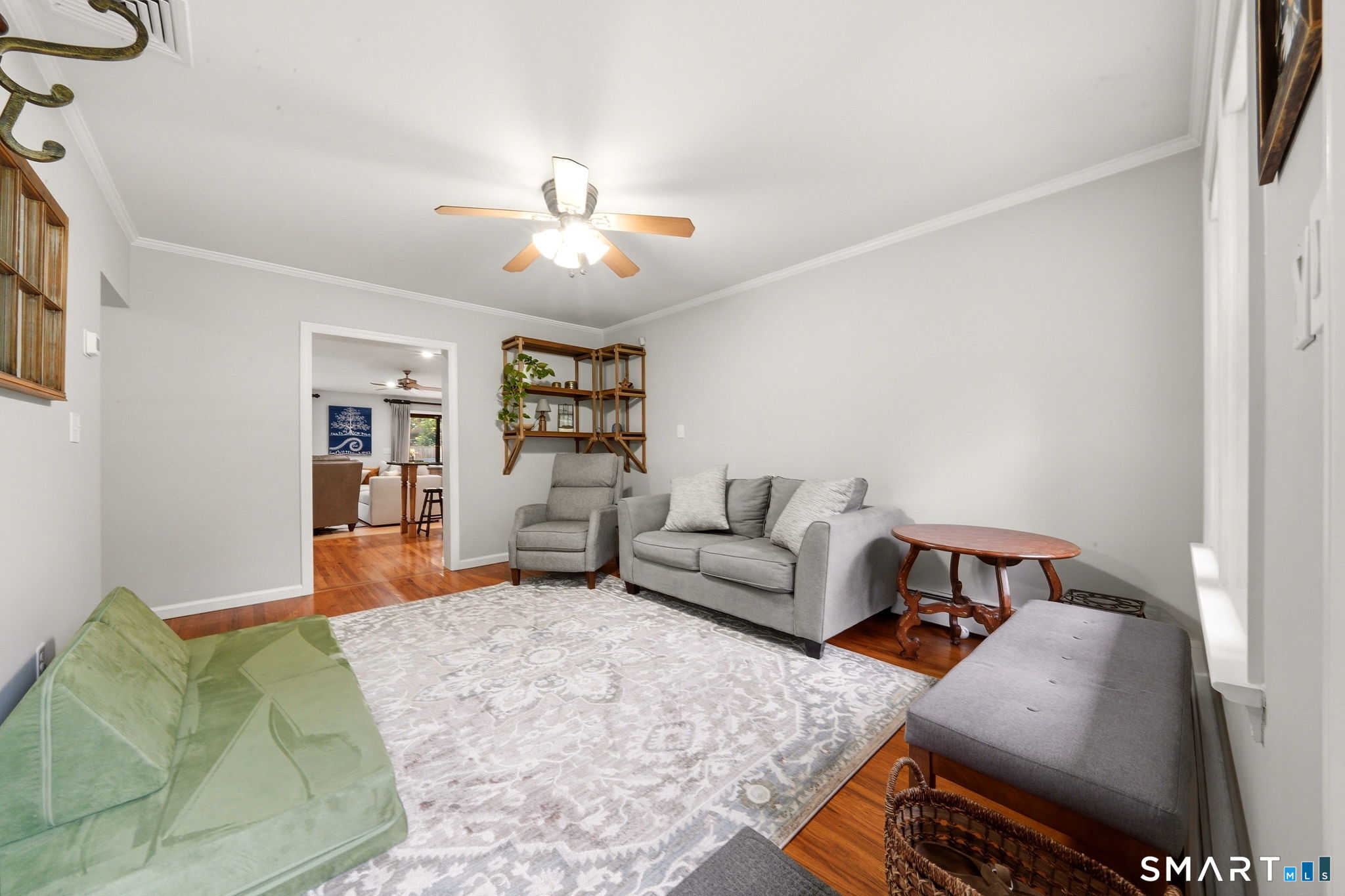 72 Sutton Drive East photo 8