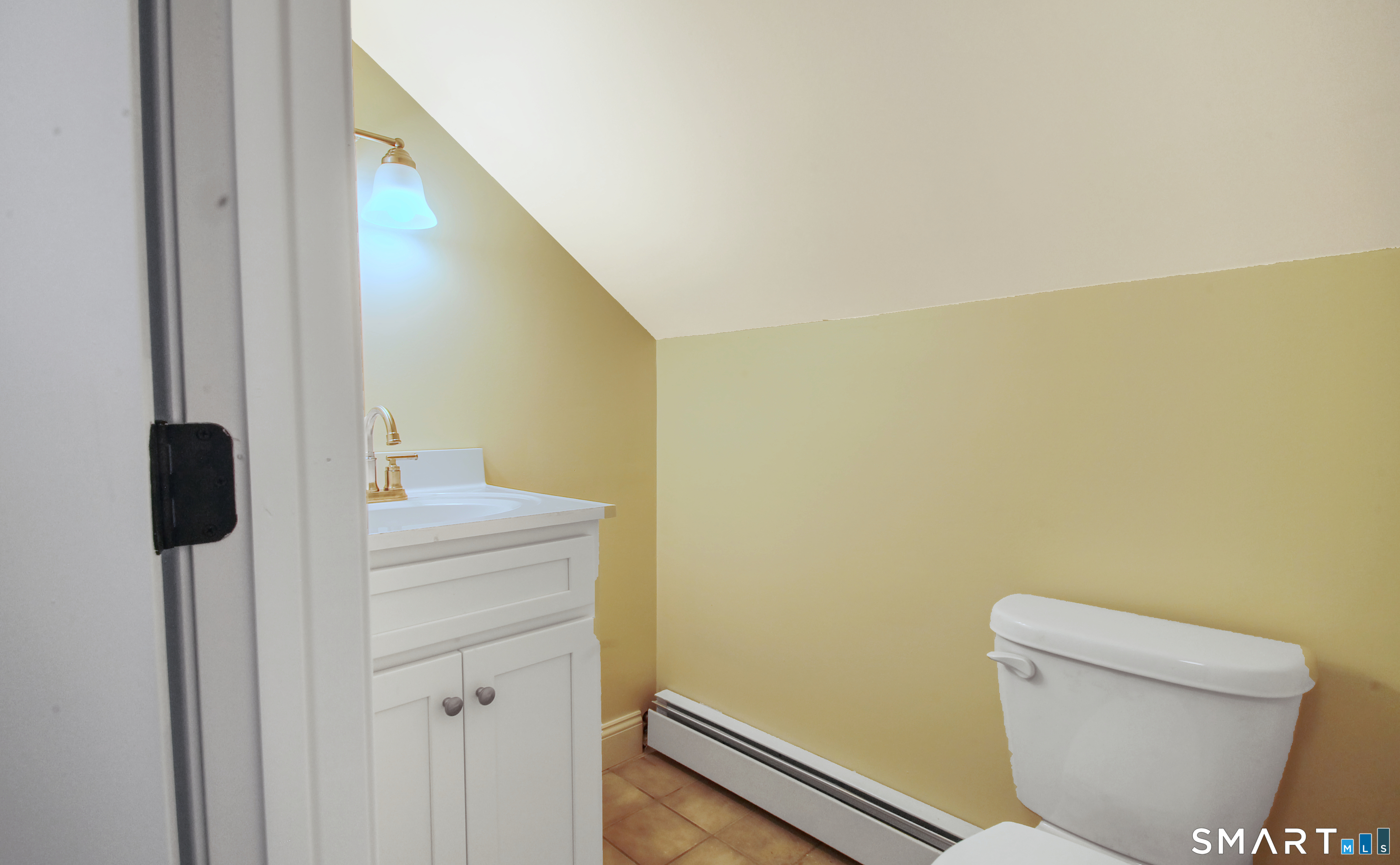 136 Hillside Avenue photo 18