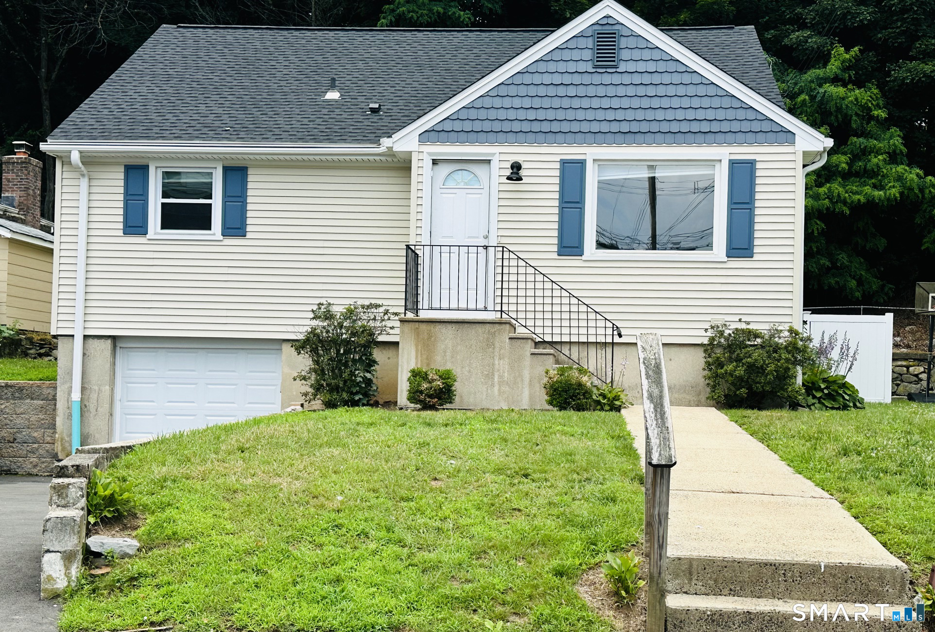 136 Hillside Avenue