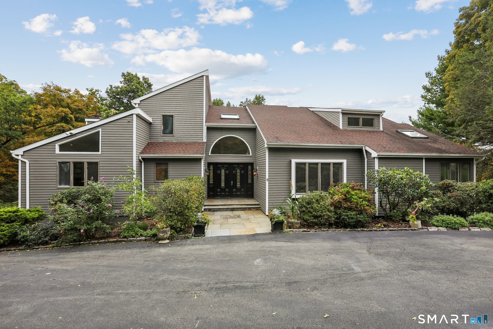 11 Soundview Farm — photo 1