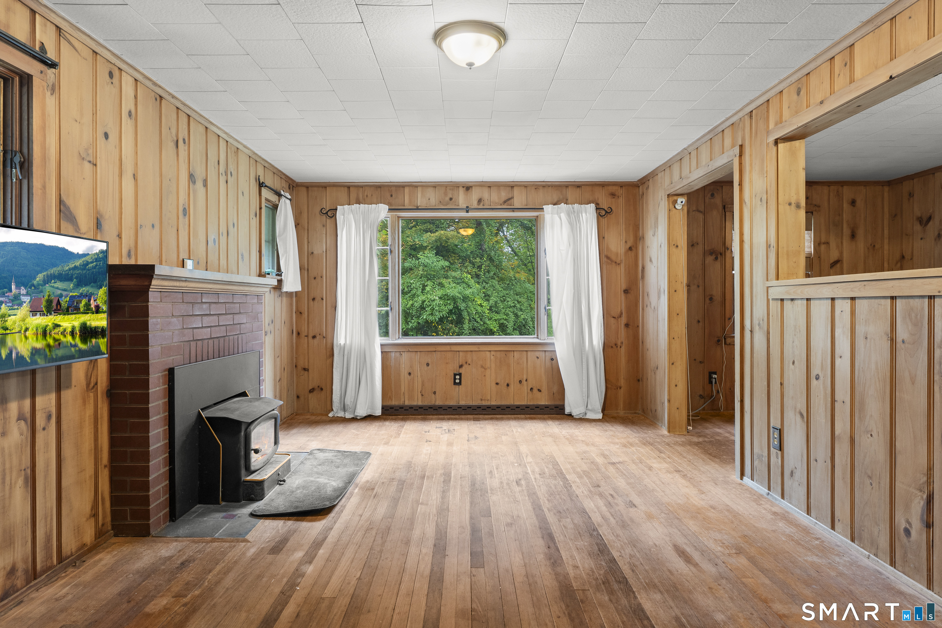 98 Turkey Hill Road, Haddam, CT 06438