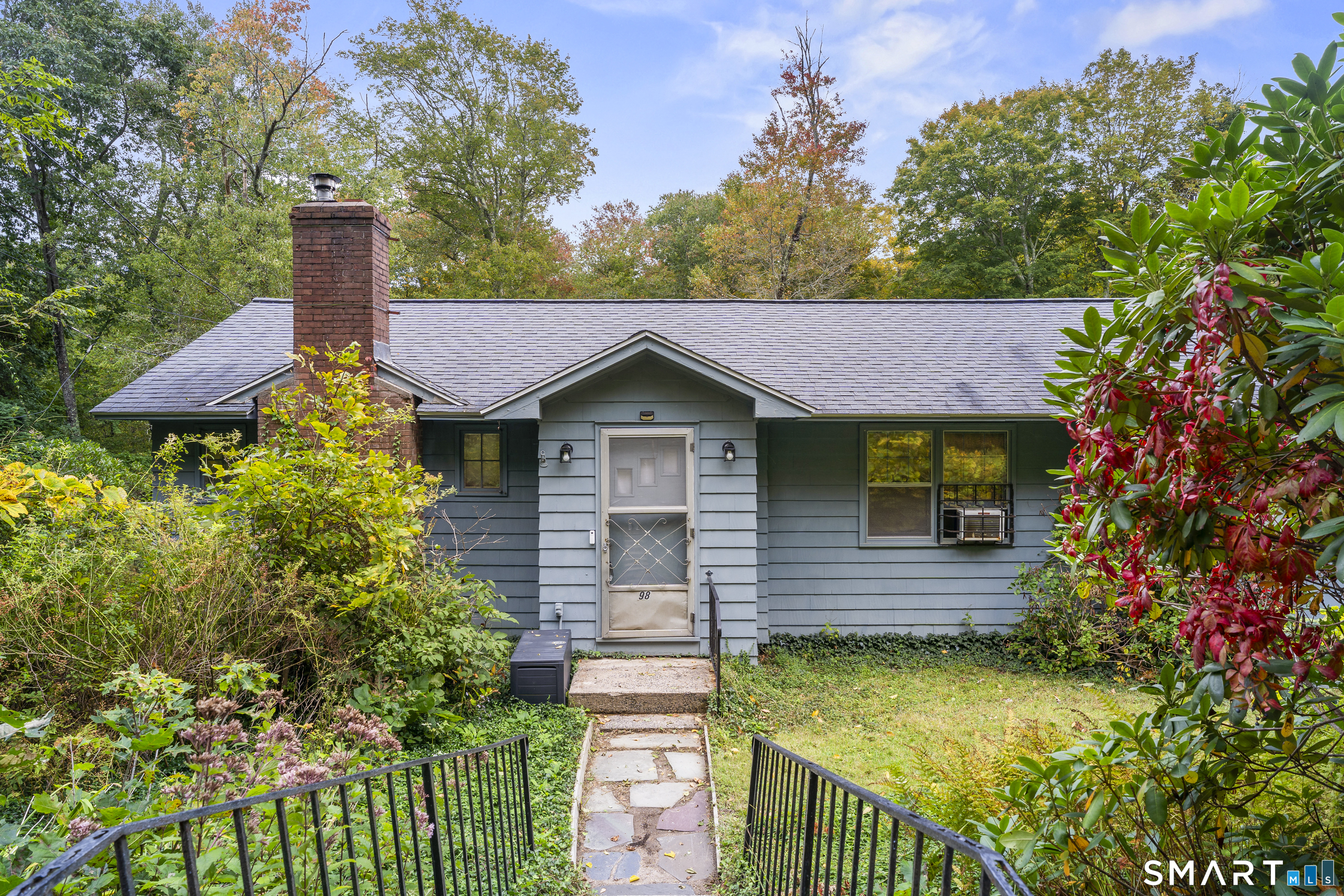 98 Turkey Hill Road, Haddam, CT 06438