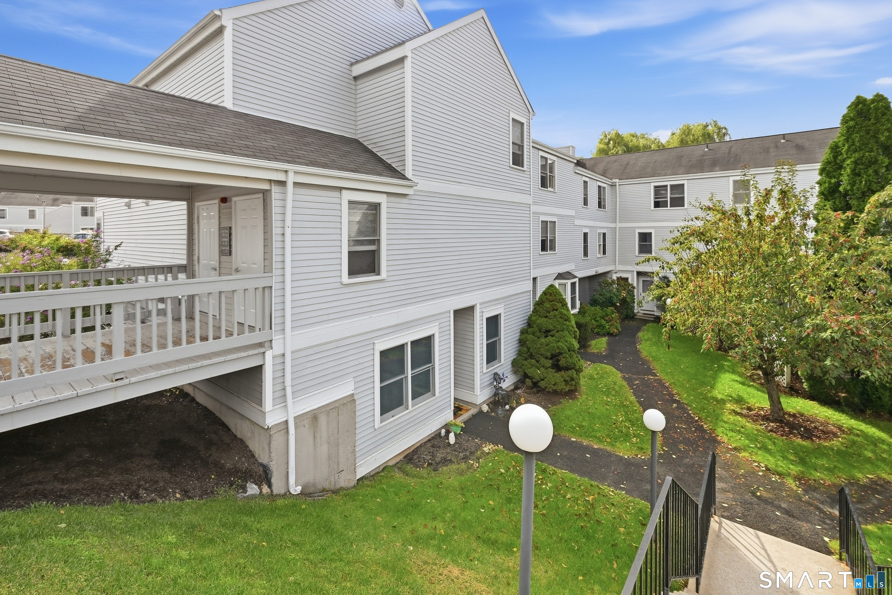 55 Mill Plain Road Unit #32-1 photo 29