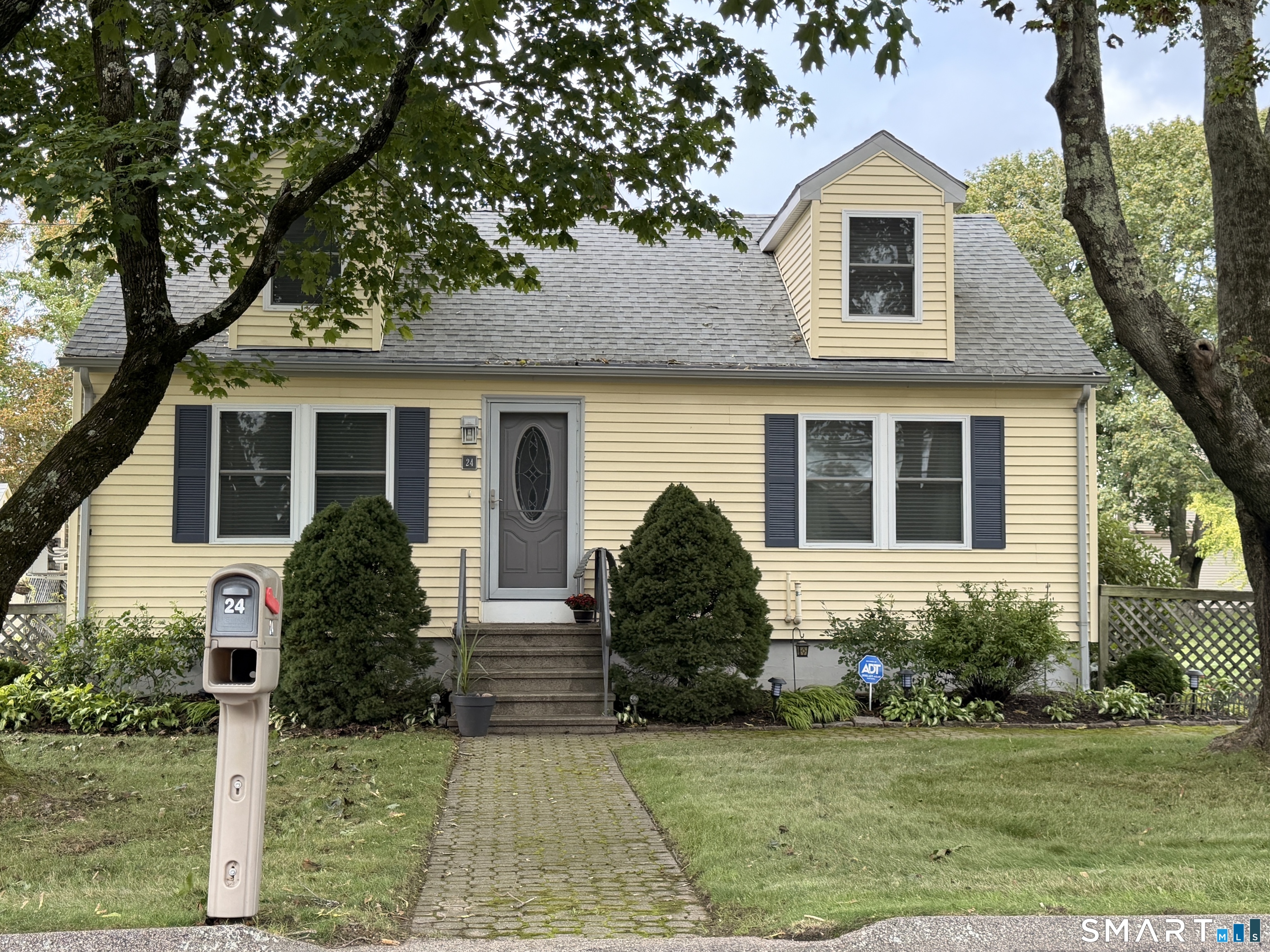 Property photo for 24 Broadway Av Extension, Stonington, CT