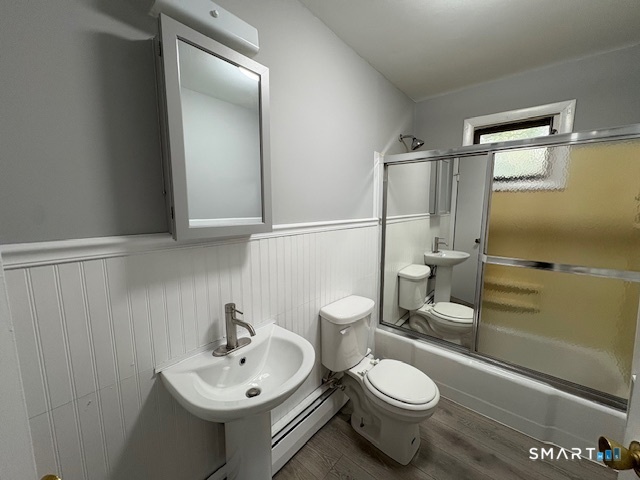 429 Thompson Avenue photo 10