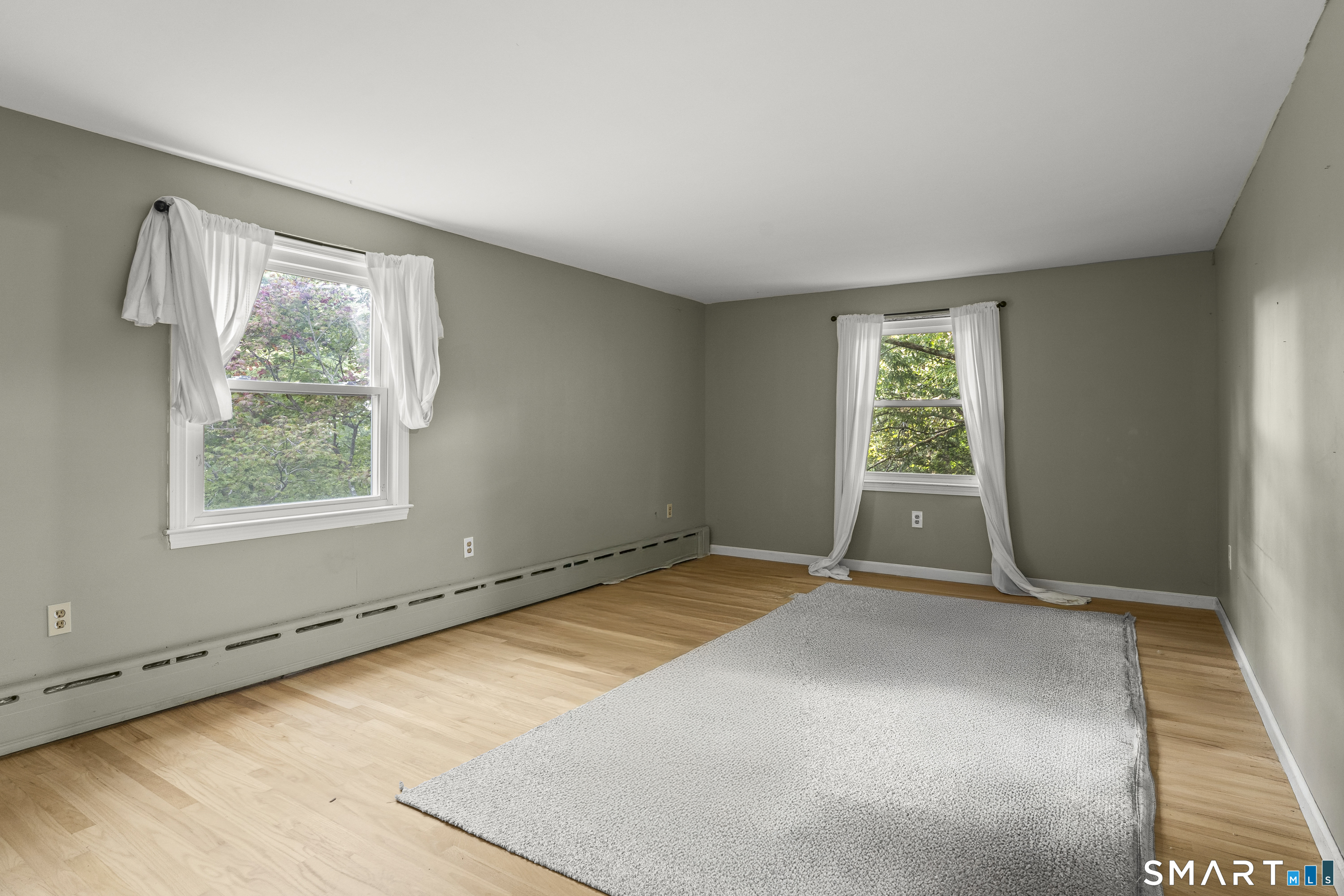 52 Beverly Drive photo 24