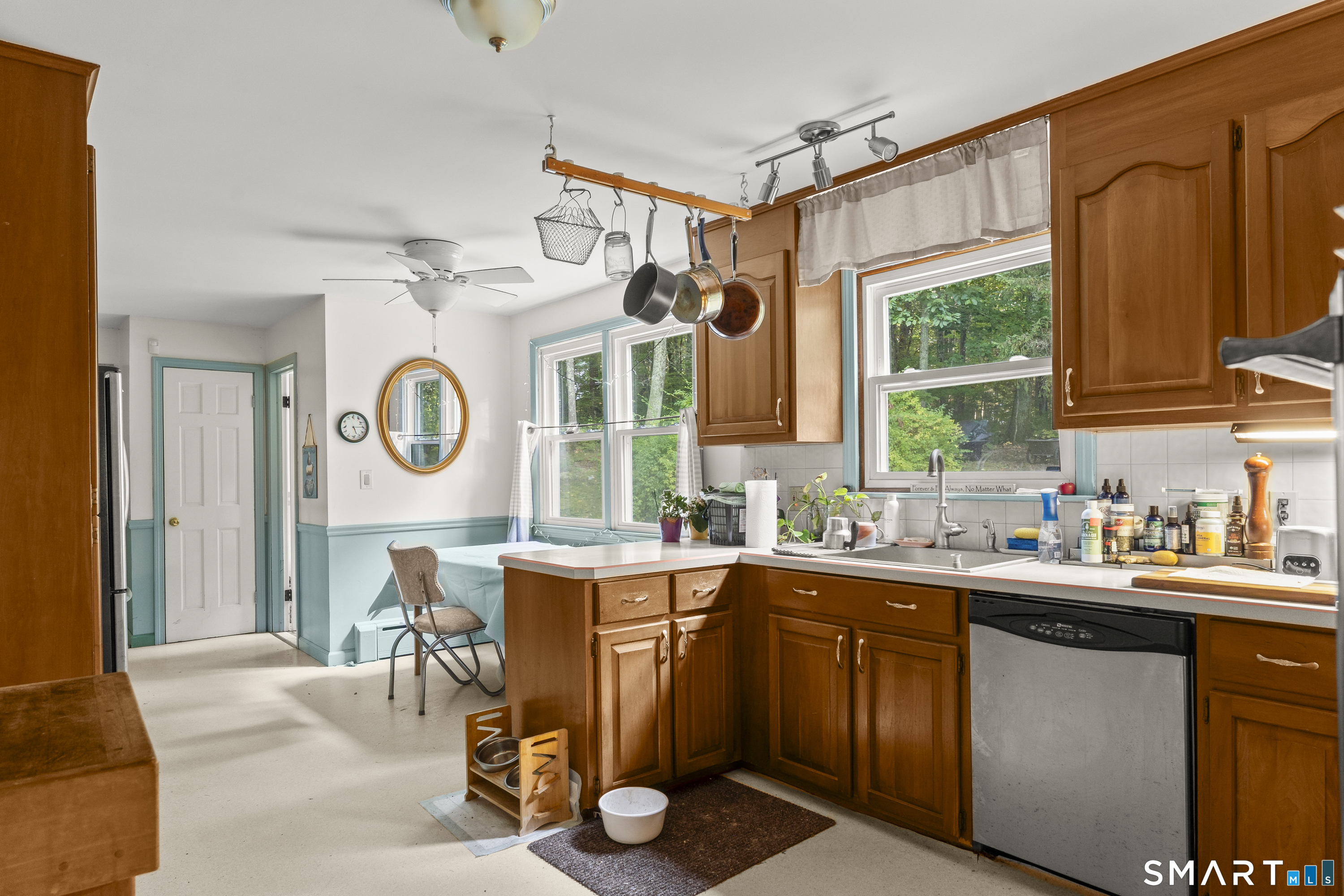 52 Beverly Drive photo 13