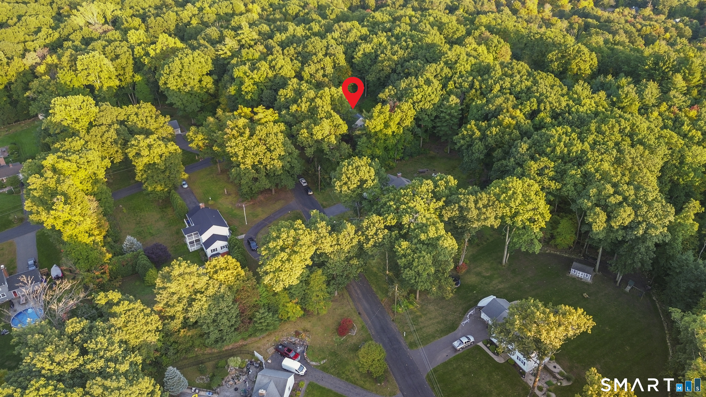 52 Beverly Drive photo 40