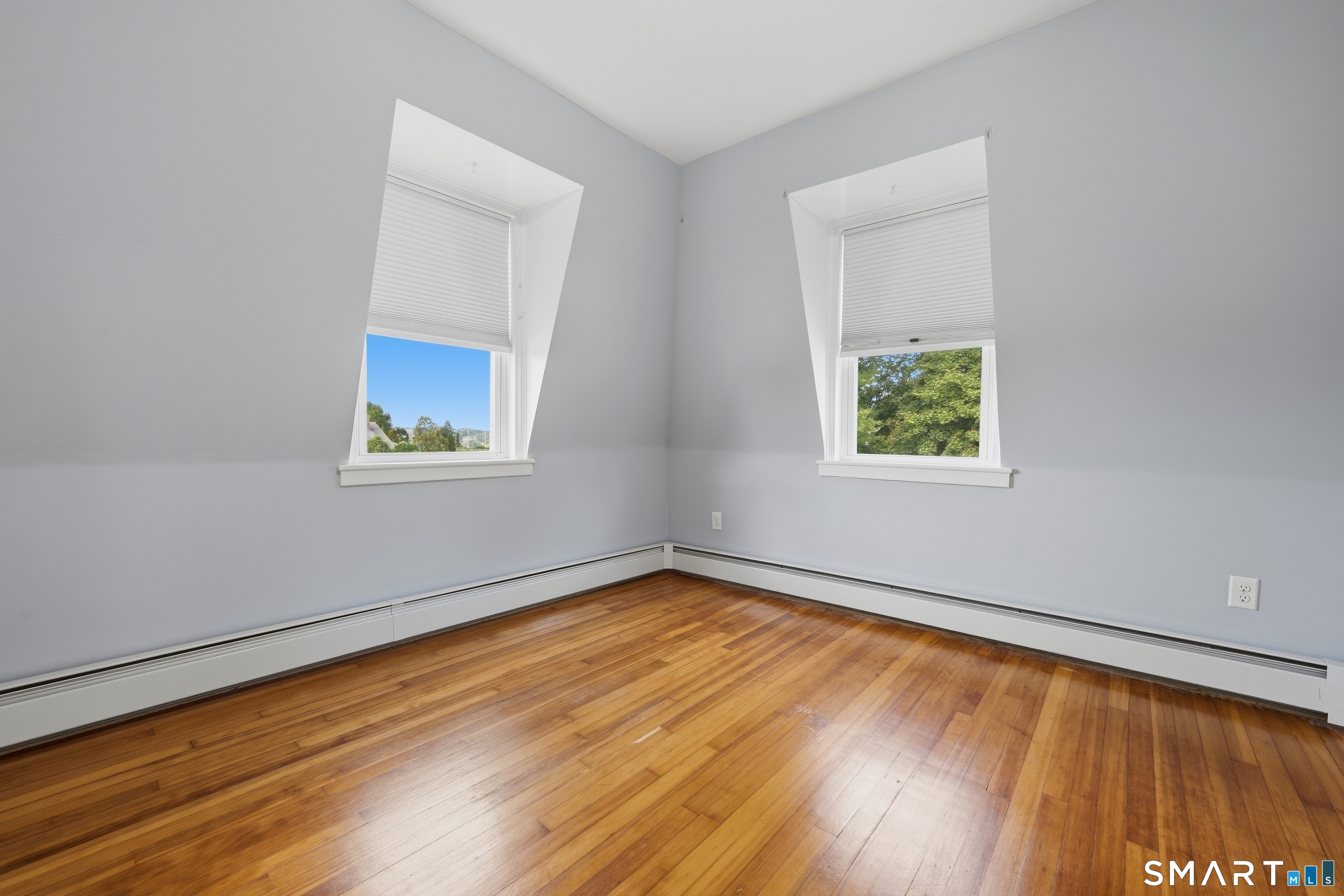 72 Baker Avenue, Groton City, Groton, CT 06340