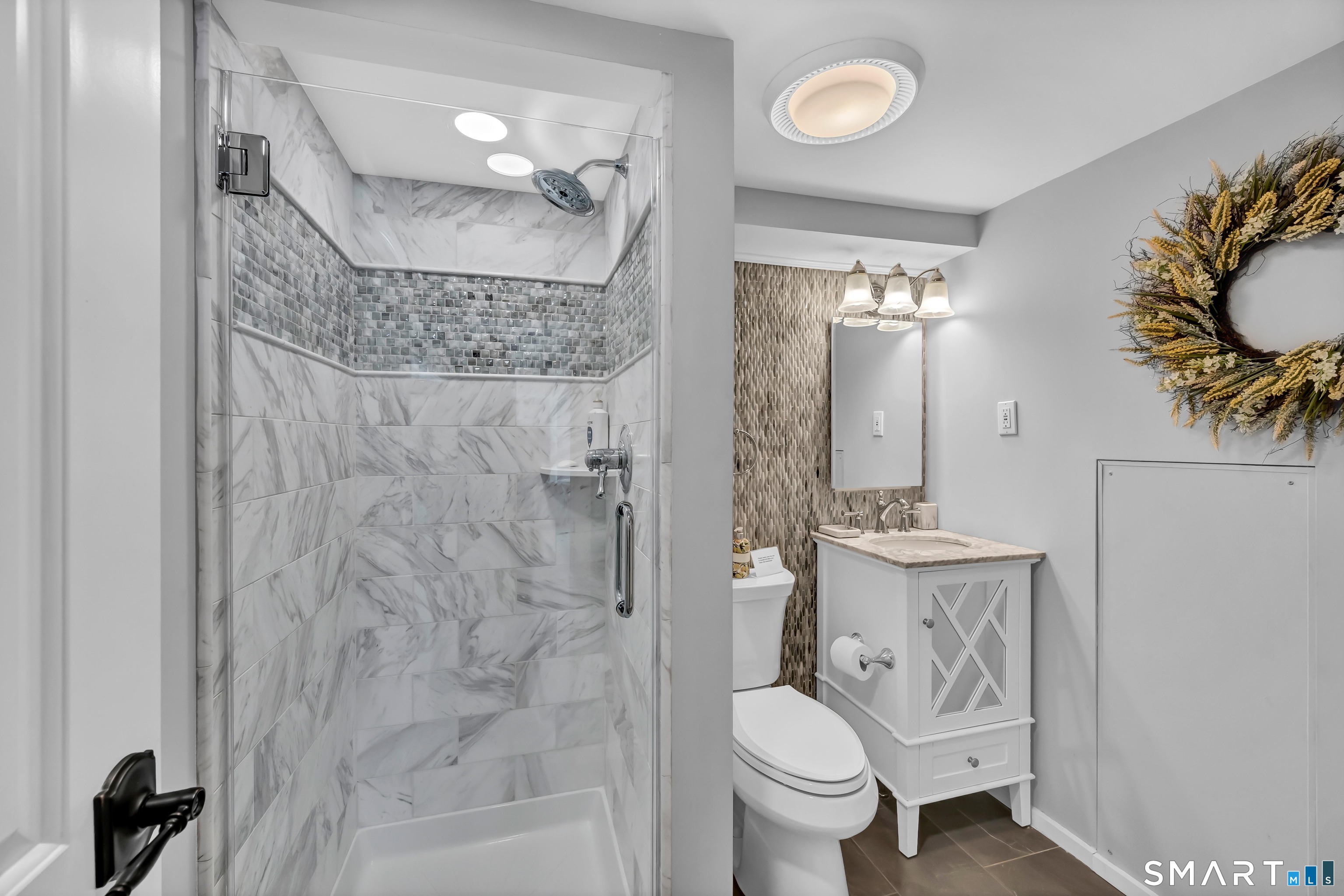 68 North Lake Shore Drive photo 31