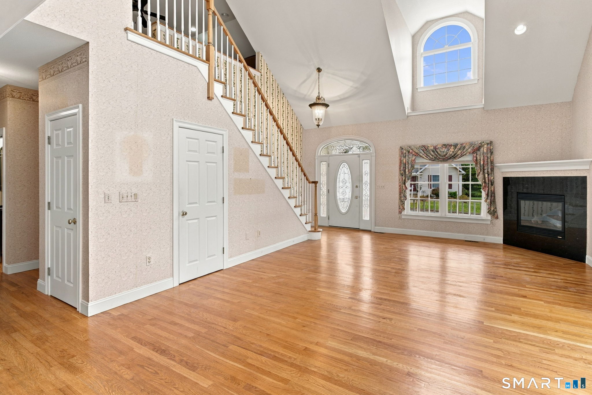 Photo 3 of Condo for sale at 50 Ardsley Ln #50, Ellington, CT 06029 | MLS# 24211114 | Listing updated on 2026-10-06