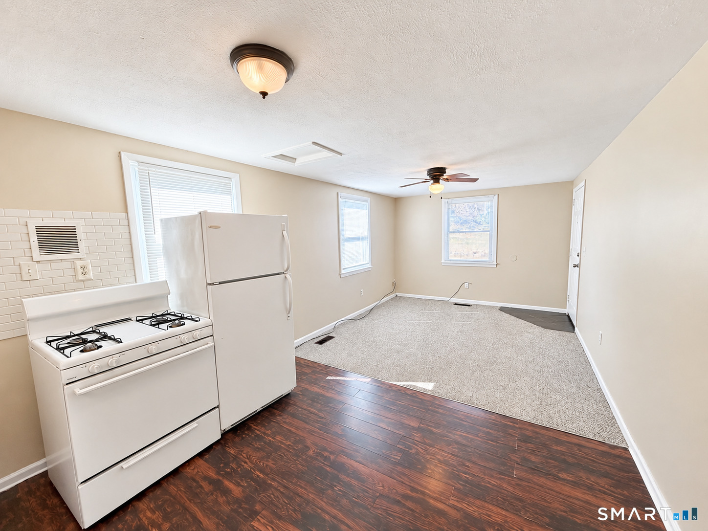 345 Park Street photo 14
