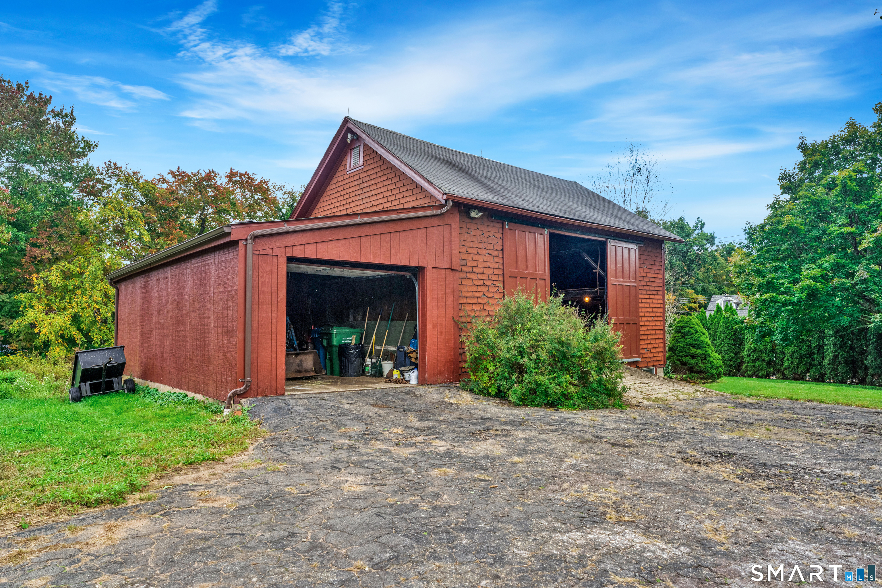 110 West High Street, East Hampton, CT 06424