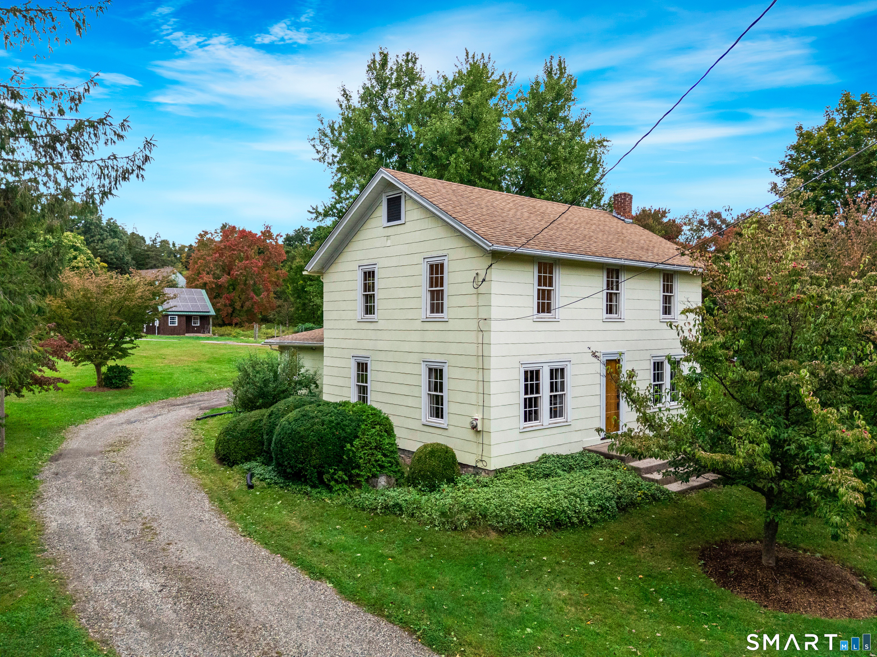 Photo 3 of Single family home for sale at 110 W High St, East Hampton, CT 06424 | MLS# 24210181 | Listing updated on 2026-10-02