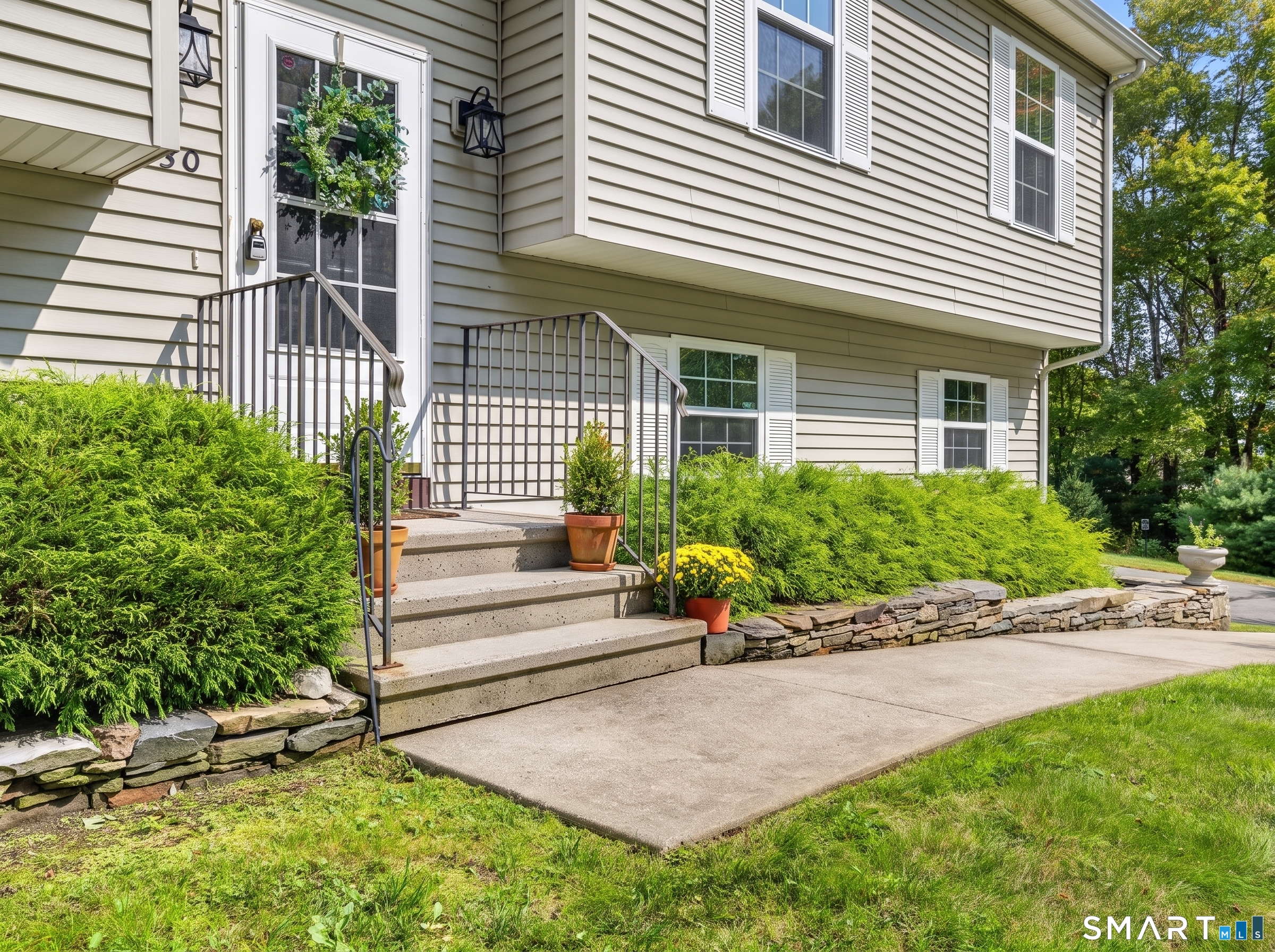 Photo 3 of Single family home for sale at 130 N Frontage Rd, Danielson, CT 06239 | MLS# 24210130 | Listing updated on 2026-10-06