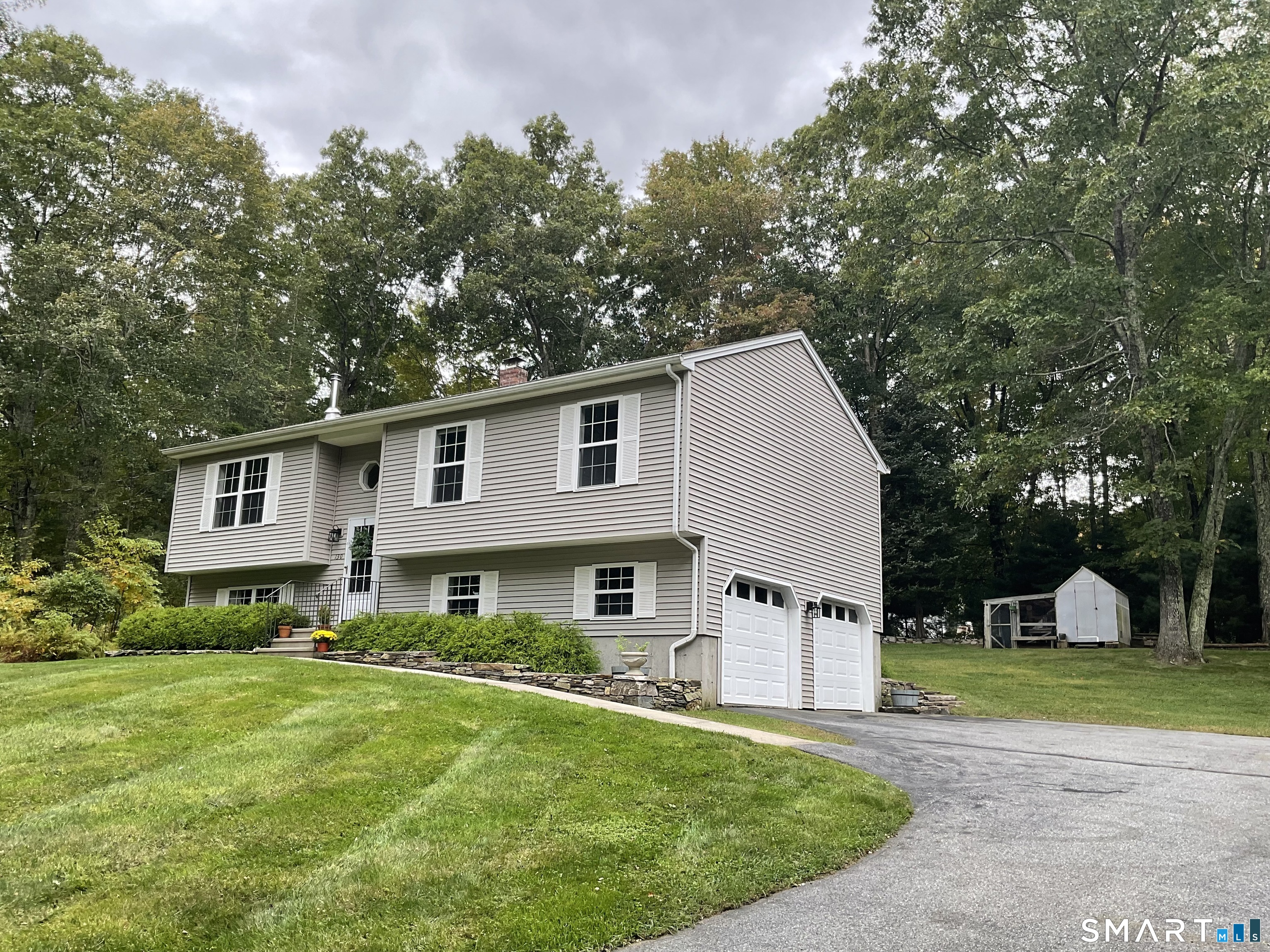 Photo 3 of Single family home for sale at 130 N Frontage Rd, Danielson, CT 06239 | MLS# 24210130 | Listing updated on 2026-10-06