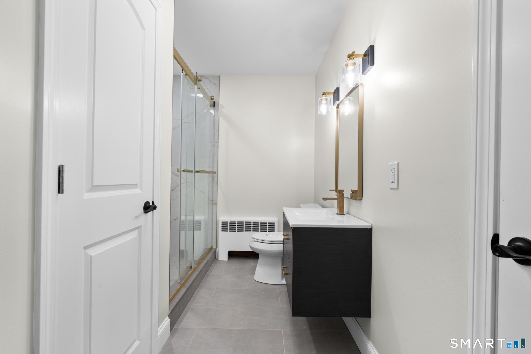 576 Huntington Street photo 10