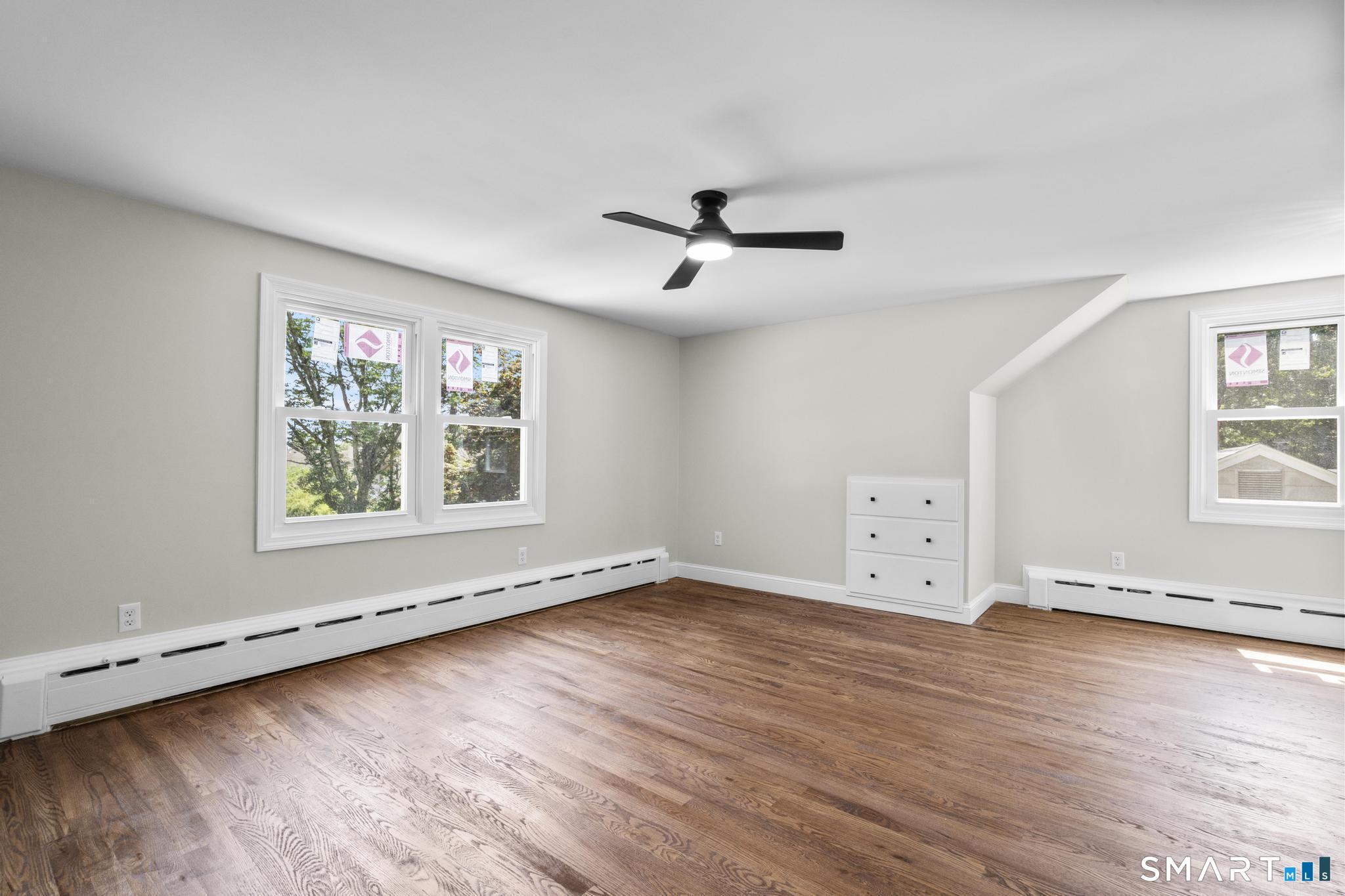576 Huntington Street photo 28