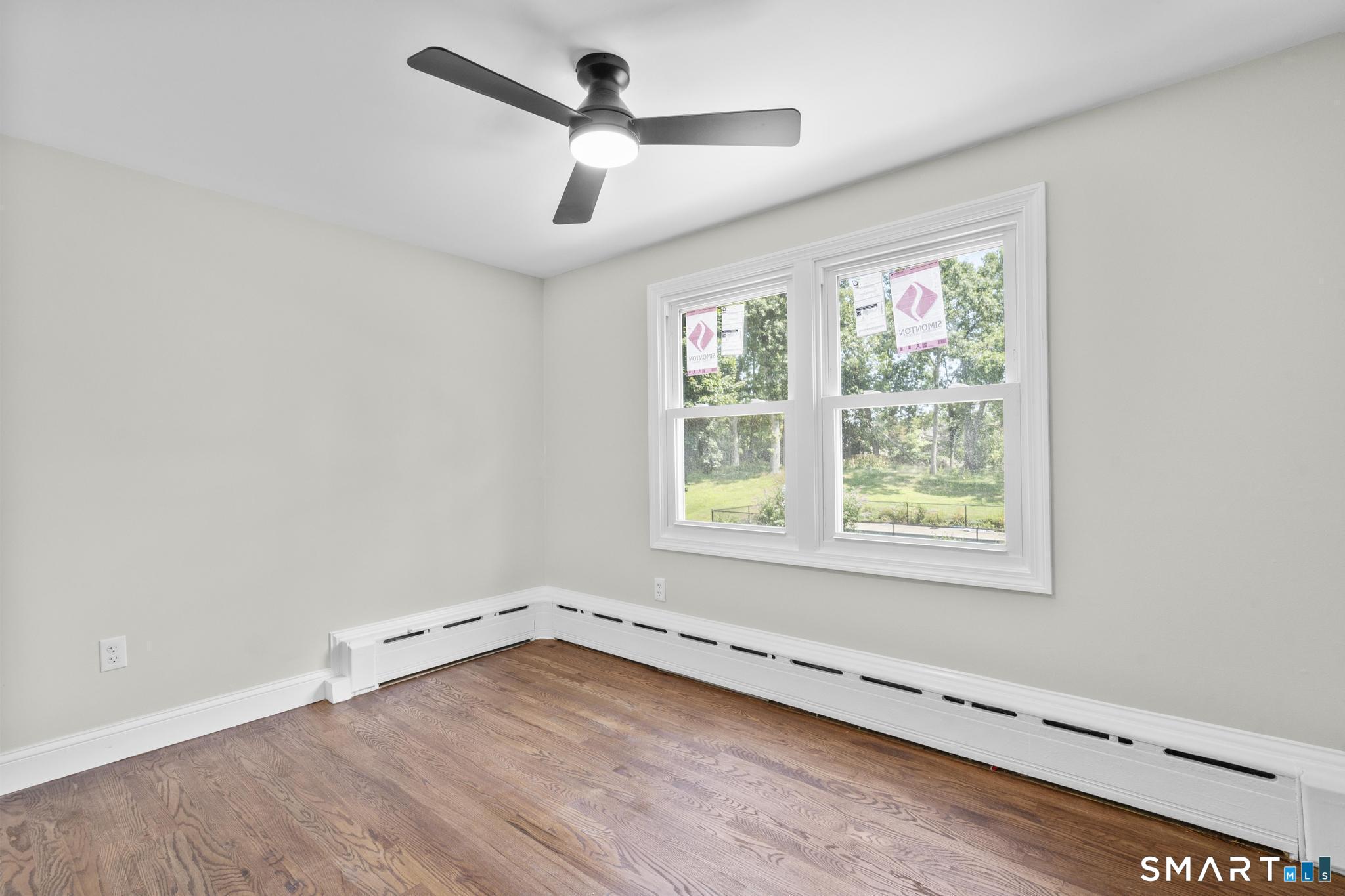 576 Huntington Street photo 30