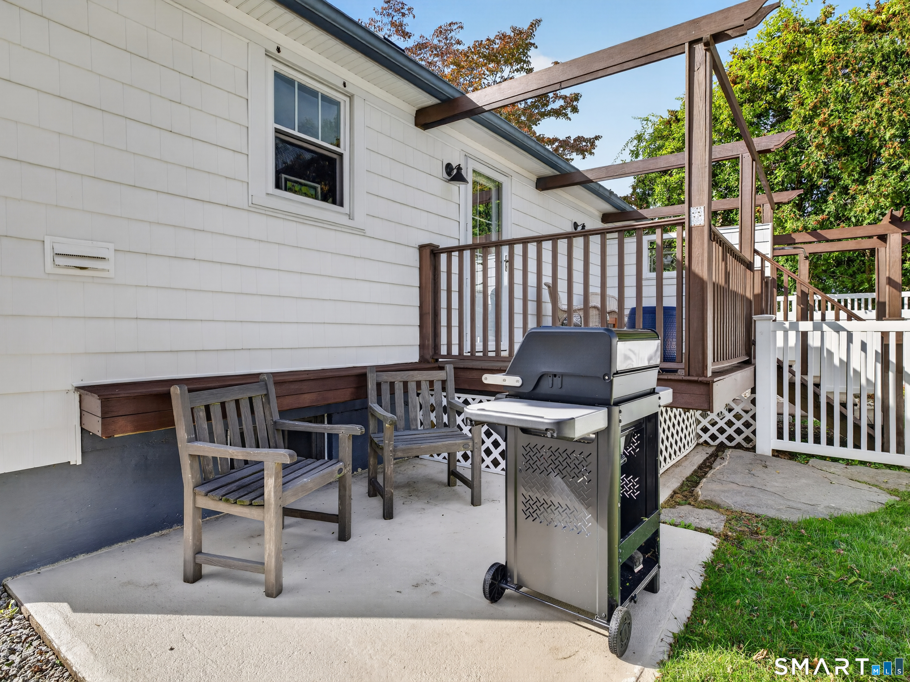 72 Smith Street, Niantic, East Lyme, CT 06357