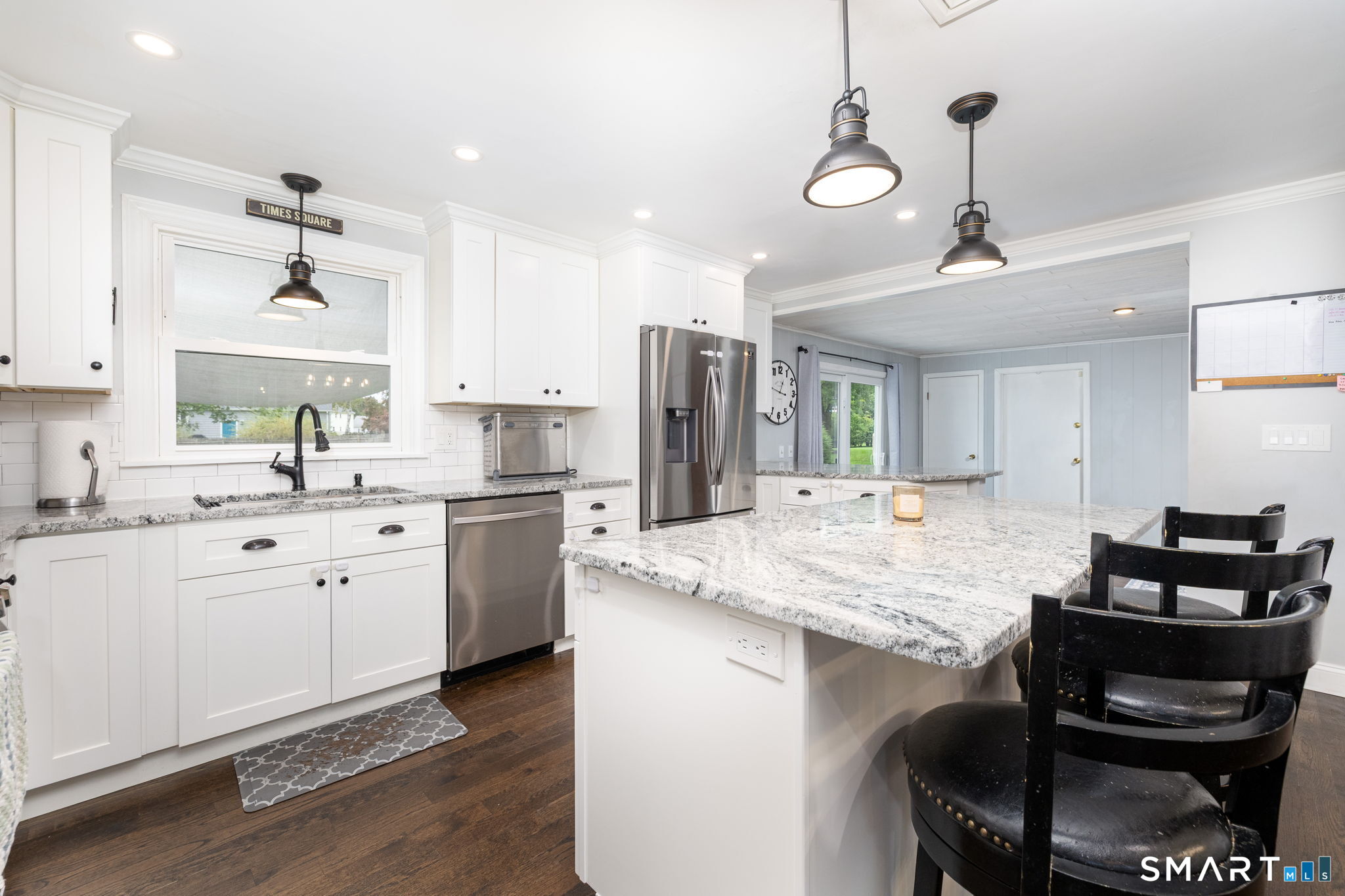 Photo 4 of Single family home for sale at 41 Wadsworth St, Glastonbury, CT 06033 | MLS# 24210018 | Listing updated on 2026-10-02