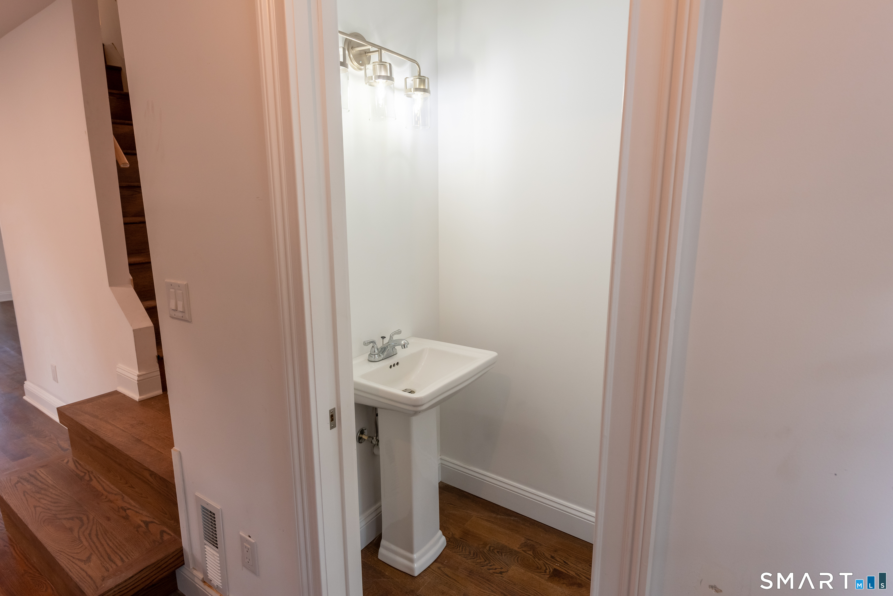148 Ripton Road photo 17