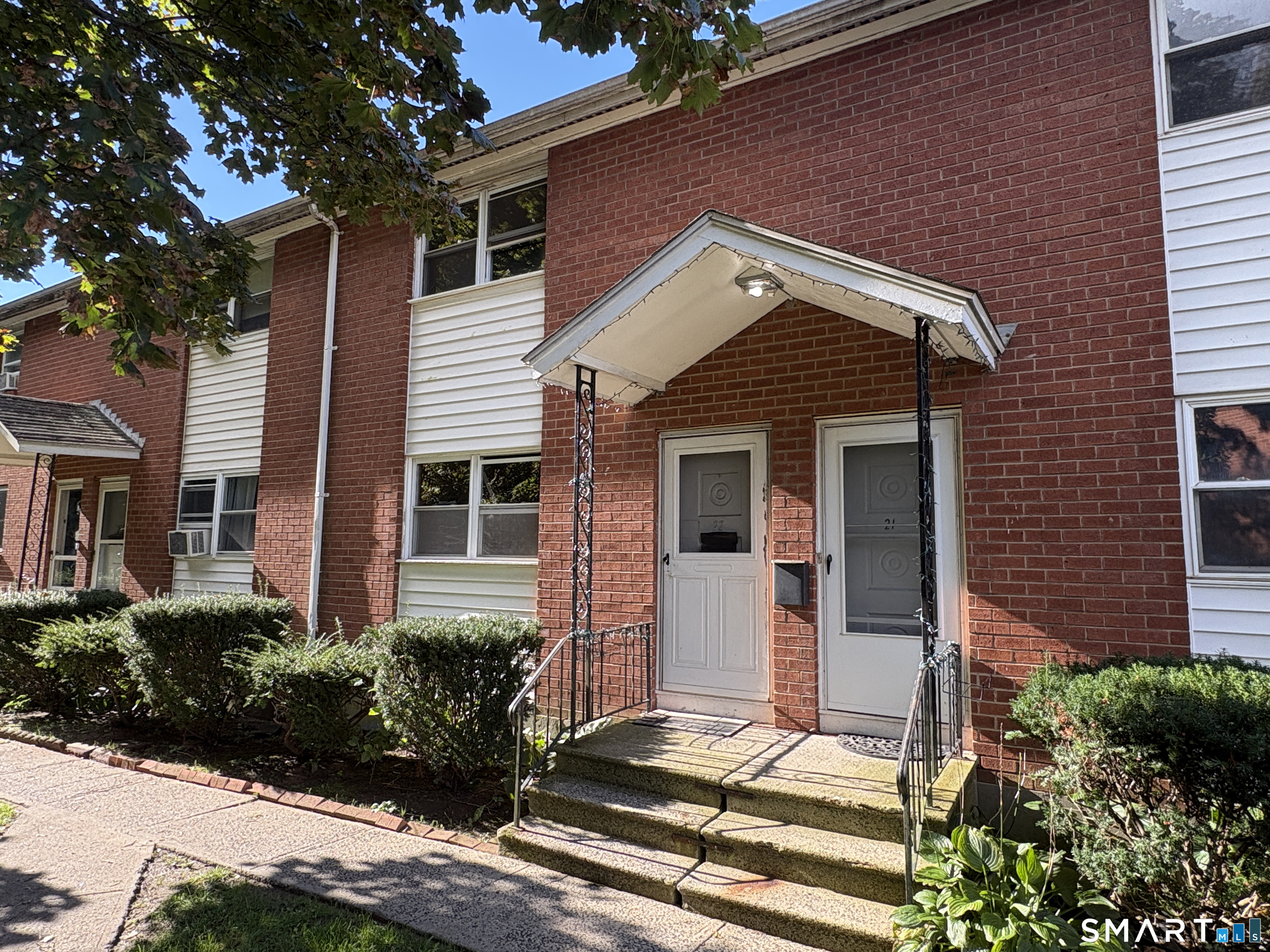 Photo 1 of Townhouse for sale at 75 Saltonstall Pkwy #22, East Haven, CT 06512 | MLS# 24204043 | Listing updated on 2026-10-07
