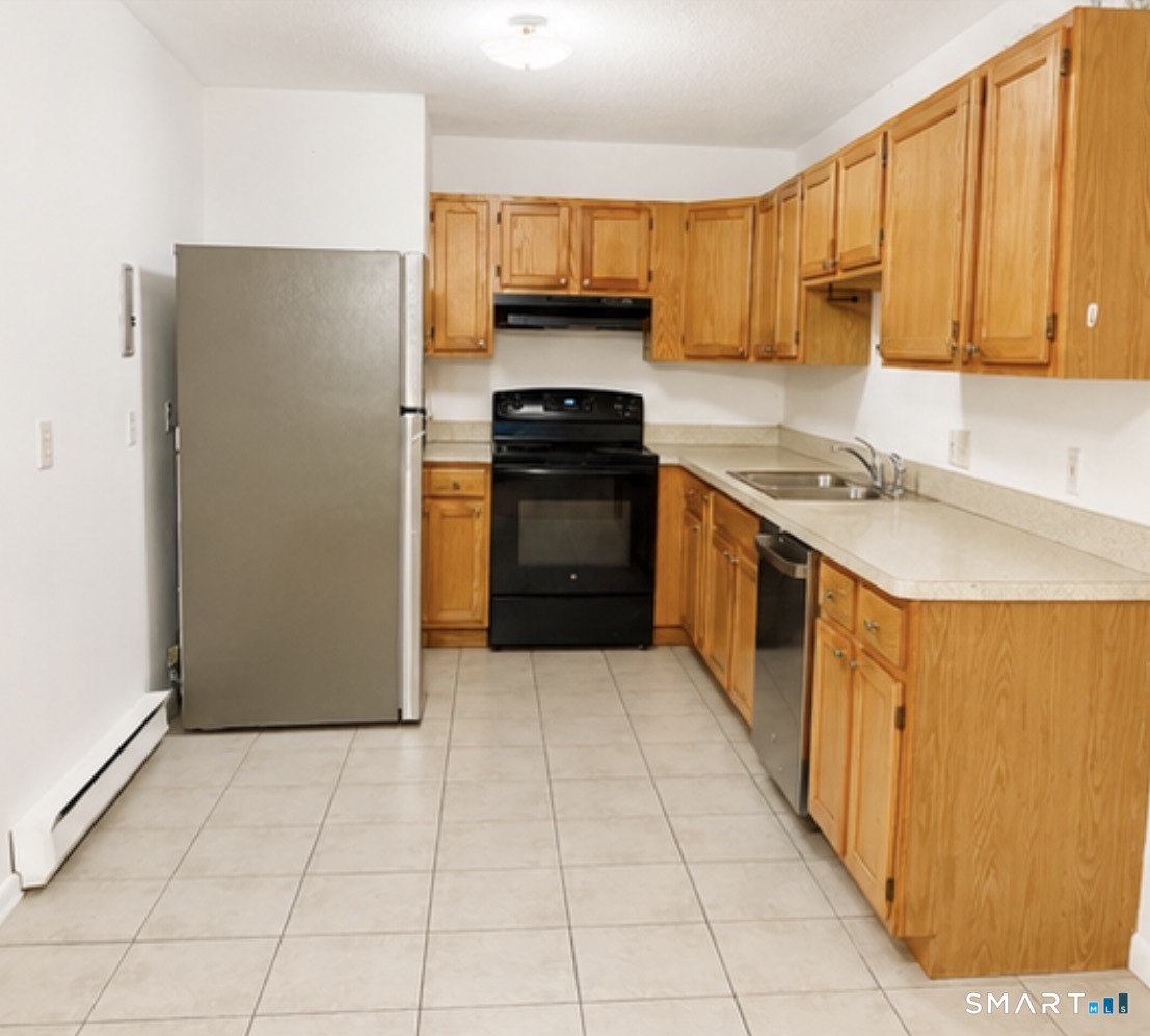 1730 State Street Unit #208 photo 2